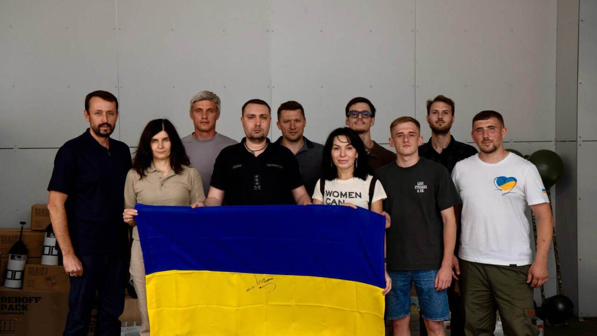 Команда БФ молодіжної ініціативи 'Надія' передала партію допомоги ГУР Міноборони