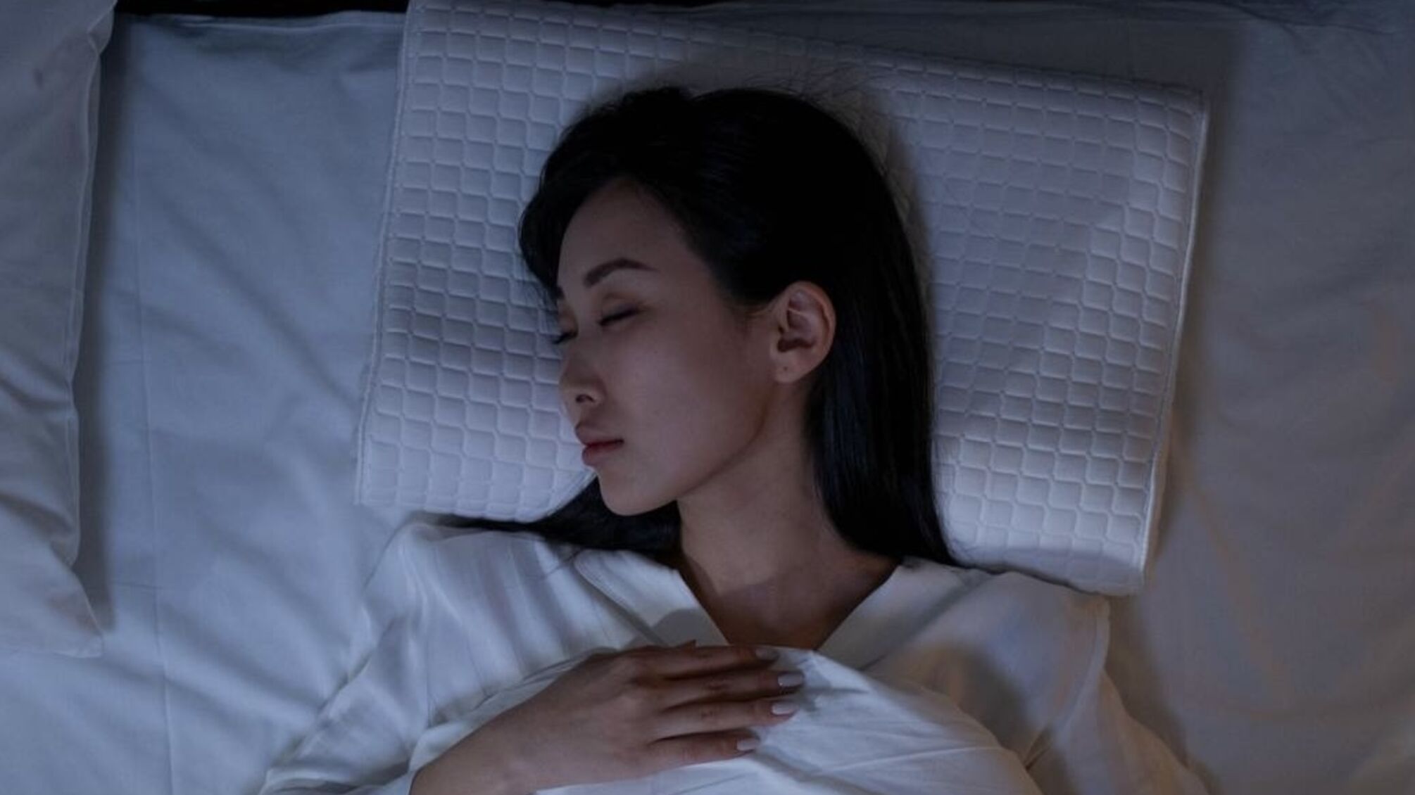 Нічні жахи після молочного: як їжа впливає на сни