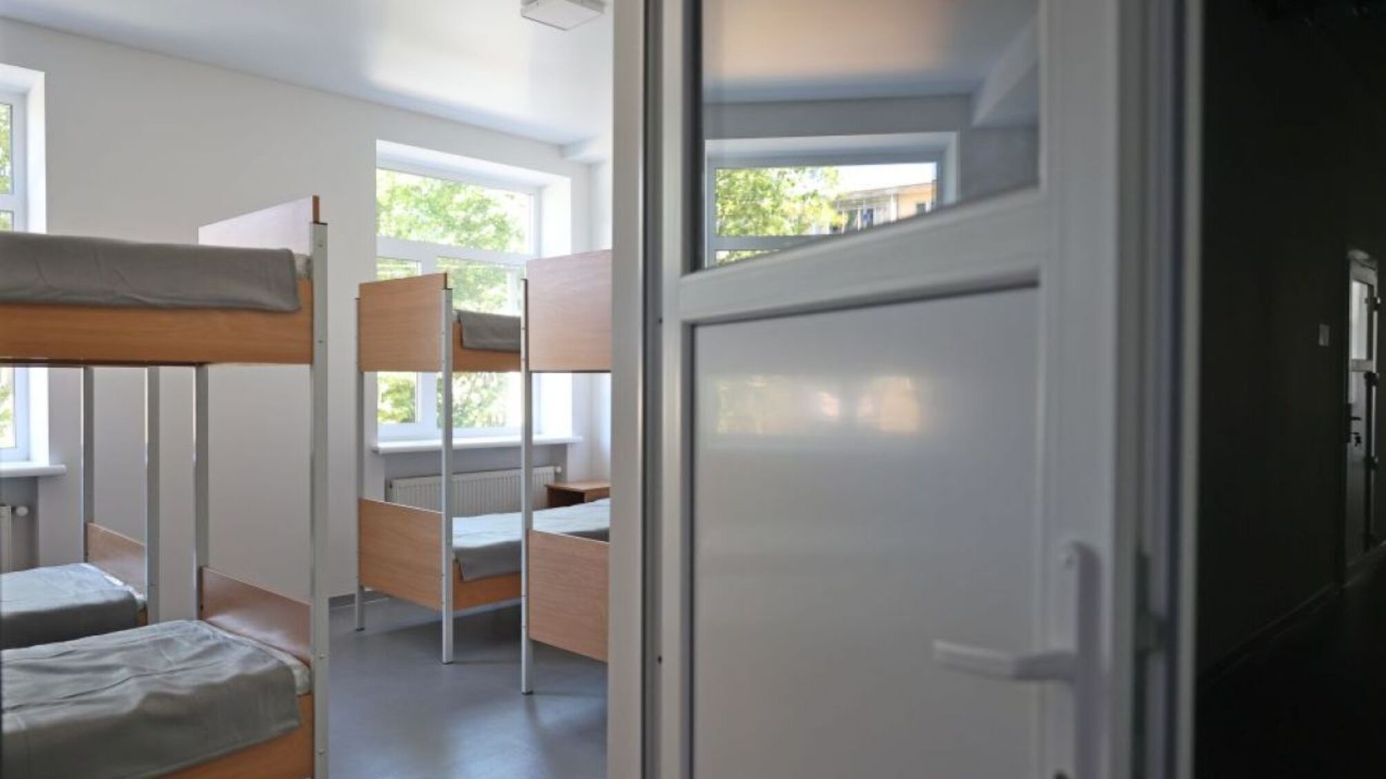 Кровати для бездомных