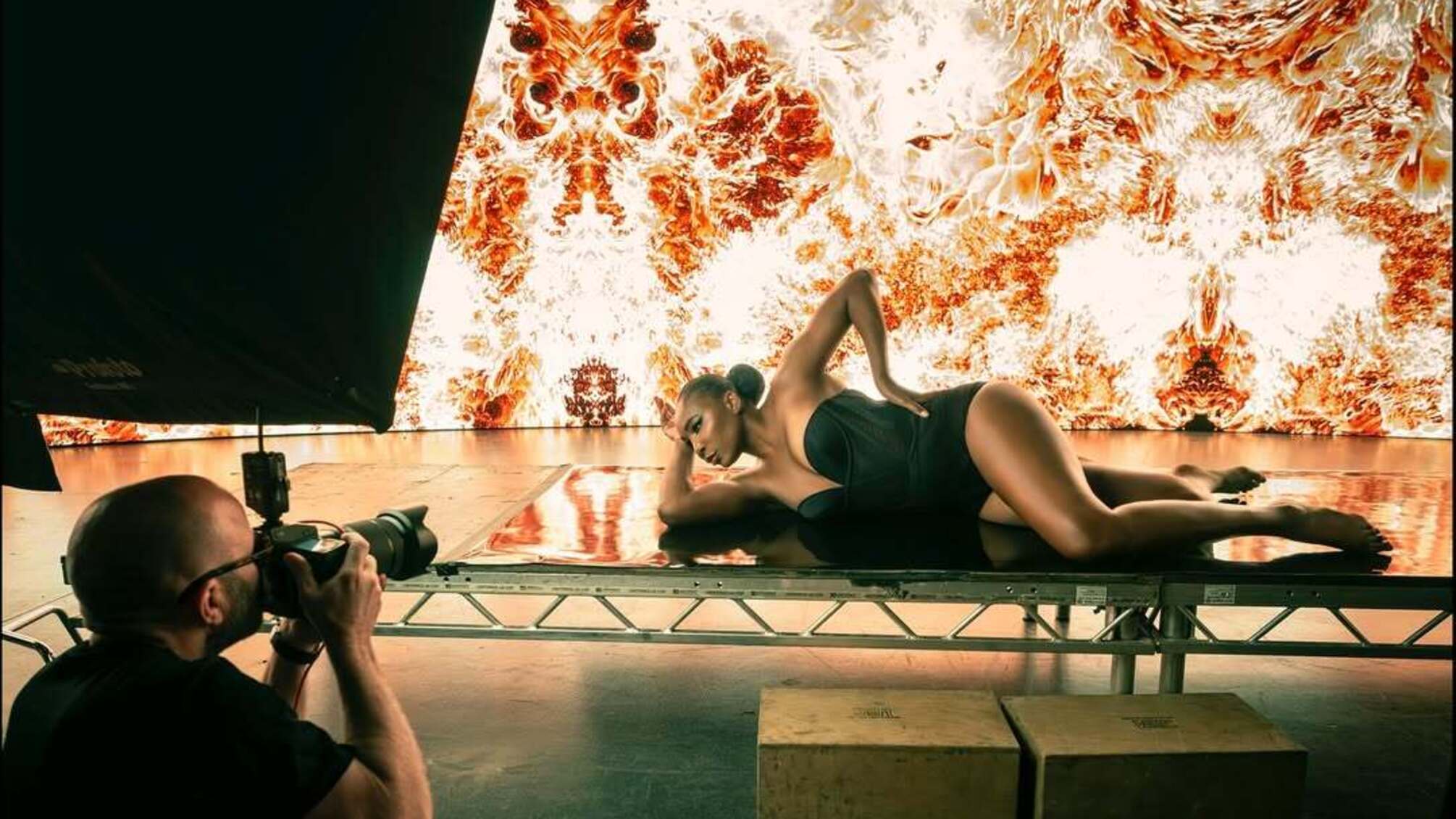 Изабелла Росселлини, Ева Герцигова, Тильда Суинтон и Гвендолин Кристи: календарь Pirelli 2026 года объединил мировых звезд и тему природы