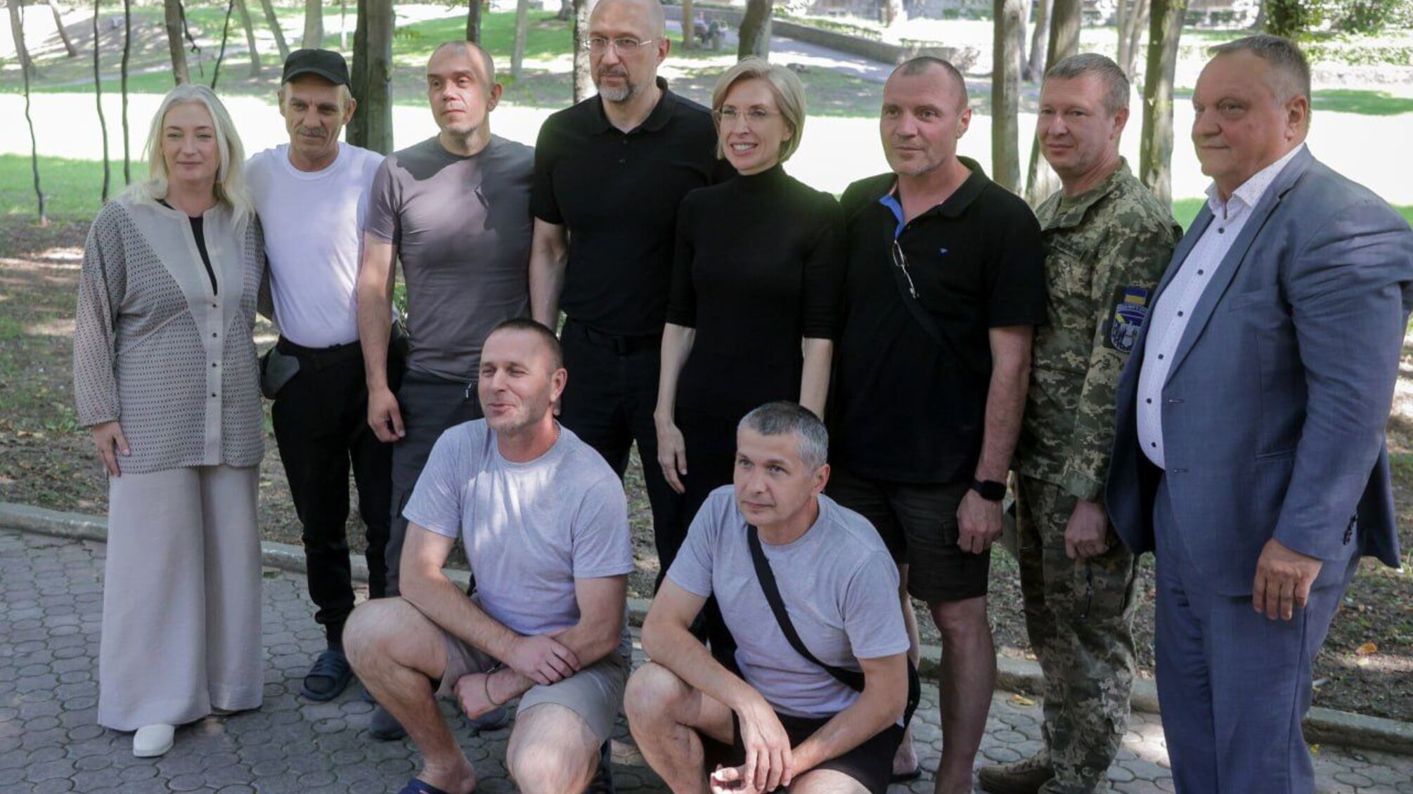 Військові, що зазнали поранень у полоні, отримають статус бойових – Шмигаль