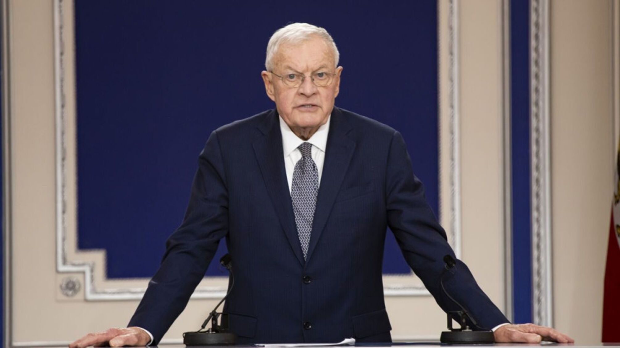 россия отказалась от присутствия Кита Келлога на саммите Трампа и путина