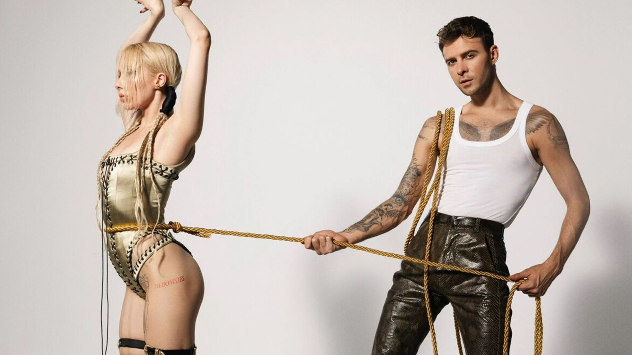 Бадоев снял для Барских клип Mine во время баллистической атаки на Киев