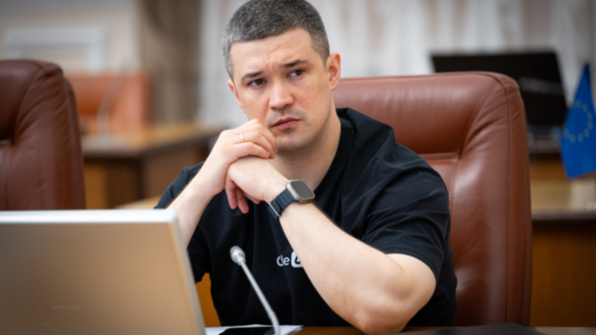 Федоров объявил о старте грантовых программ для оборонных производителей