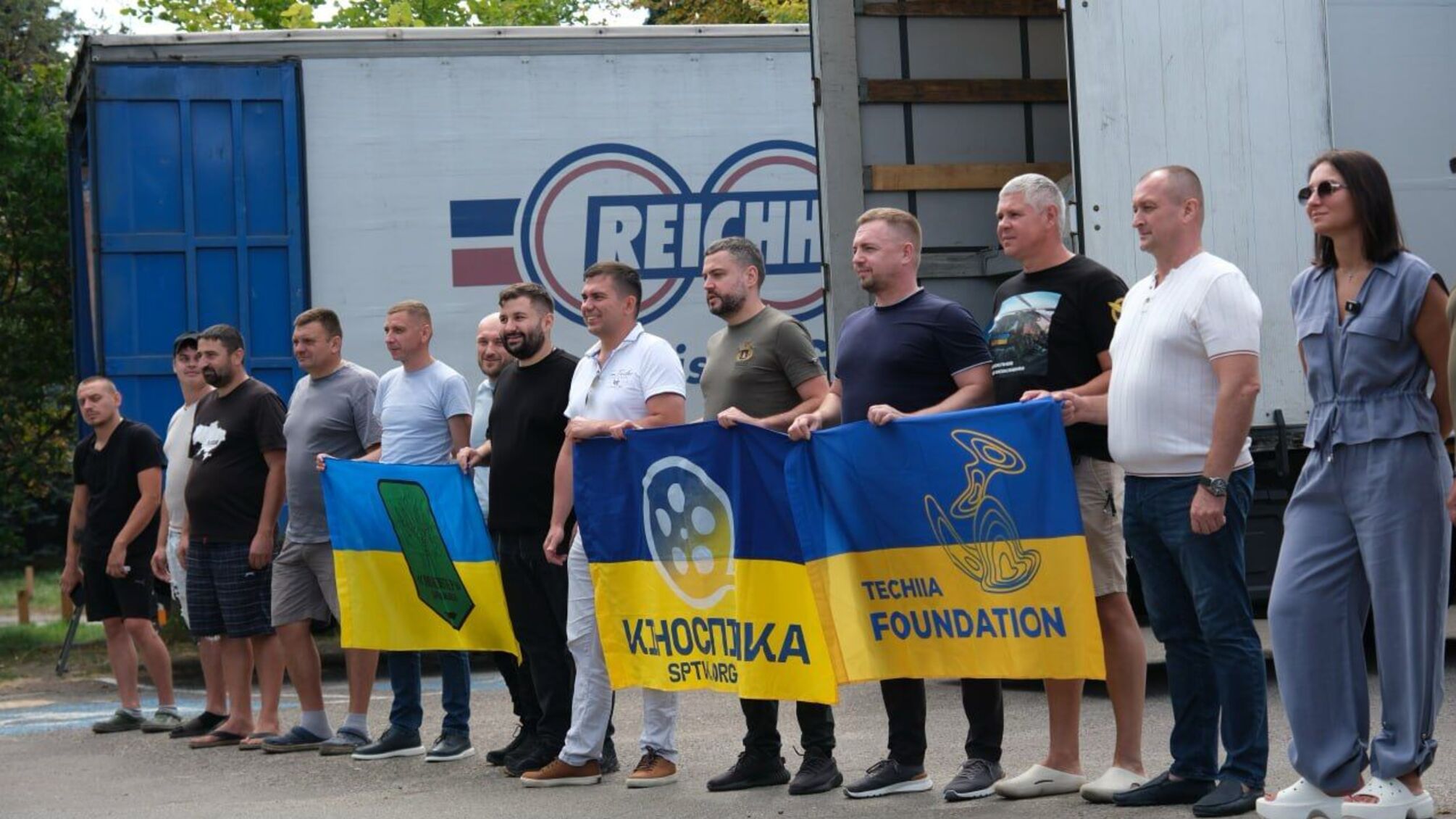 П’ять фур сіток на фронт