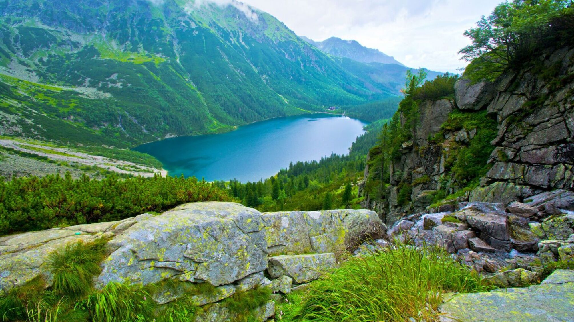 Кому дарить теплые слова 25 августа: день ангела Владимира, Ивана и Моисея