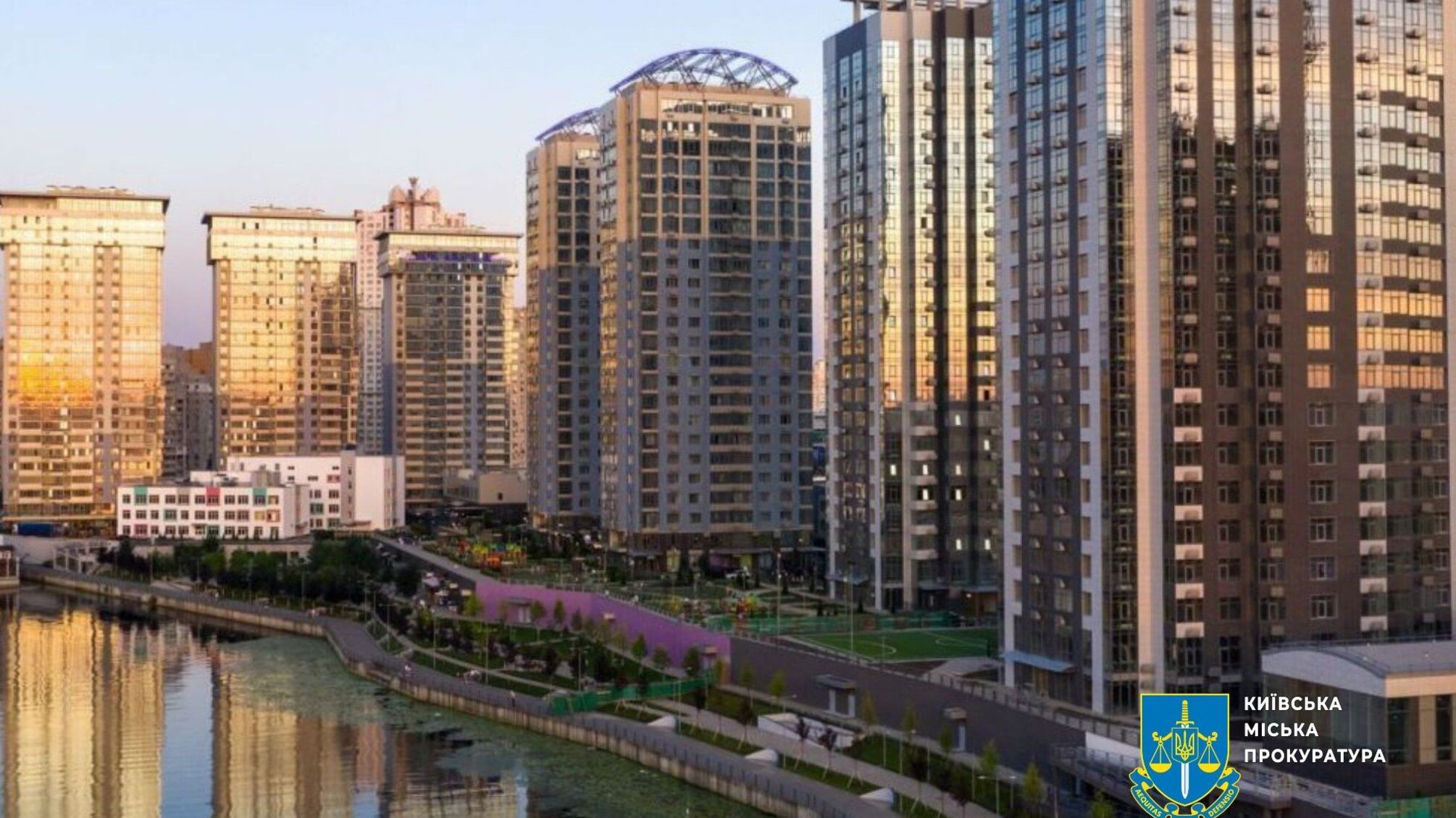 Забор ЖК RiverStone на Осокорках попытались возвести снова после демонтажа