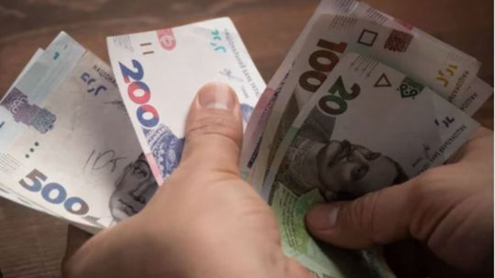 Пенсионные выплаты осенью 2025: кто получит надбавки и дополнительную поддержку