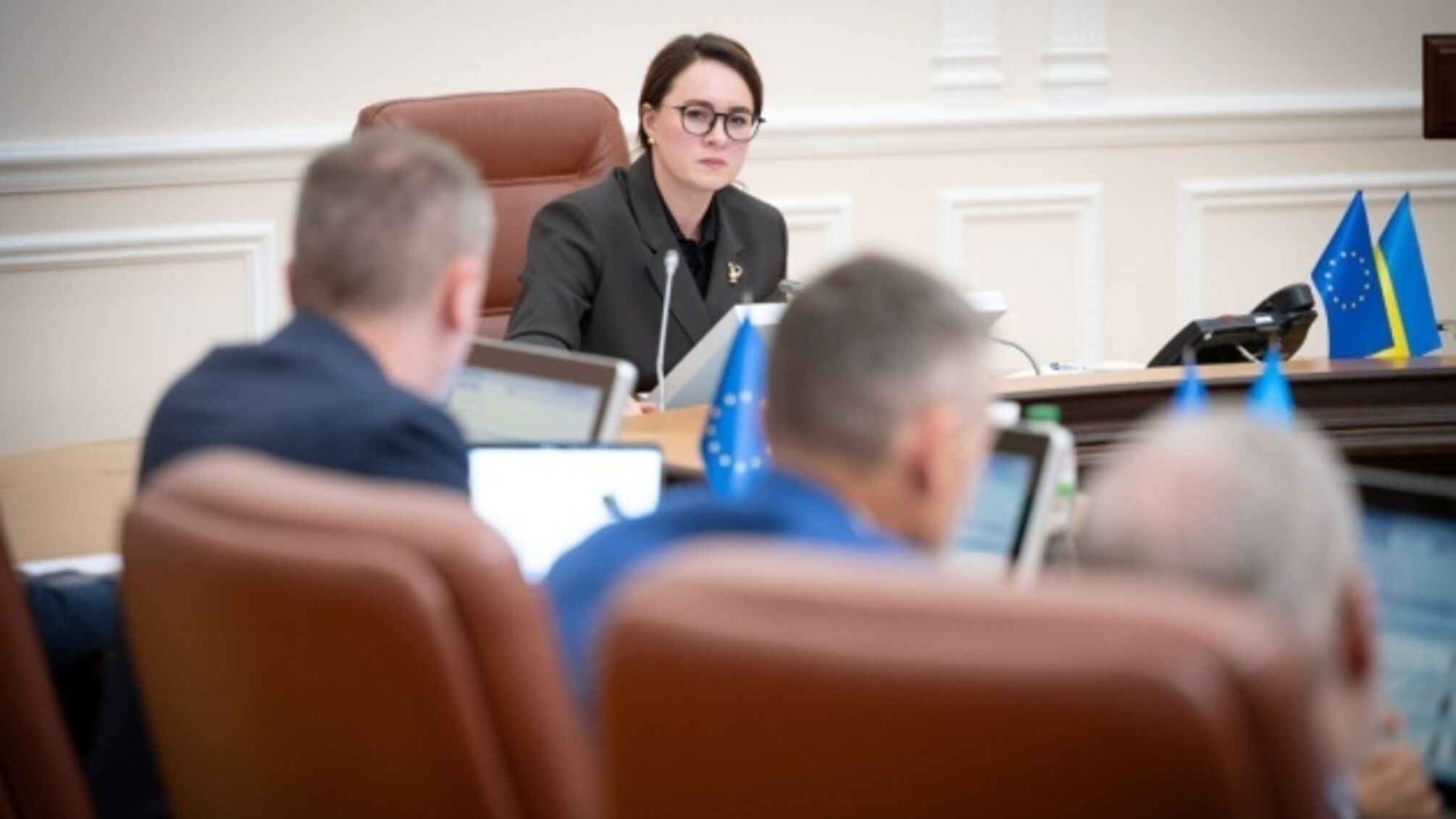 Правительство выставляет на приватизацию Одесский припортовый завод