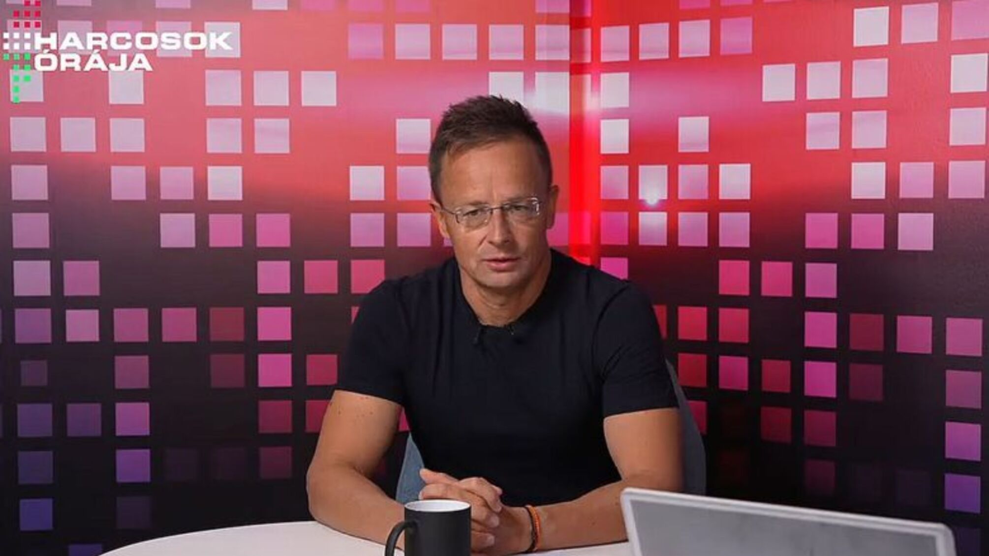 МИД Венгрии предупреждает: атаки на 'Дружбу' могут остановить поставки электроэнергии в Украину