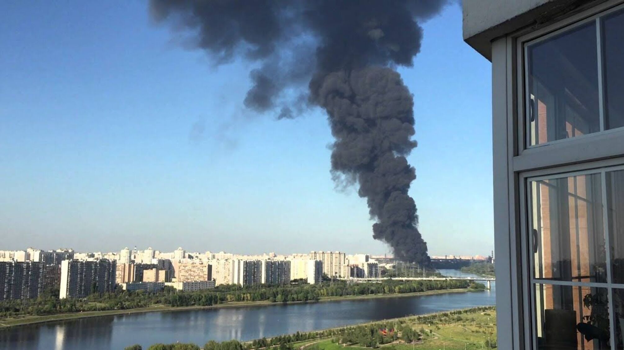 У росії згорів ключовий продуктопровід: постраждала система постачання пального столиці