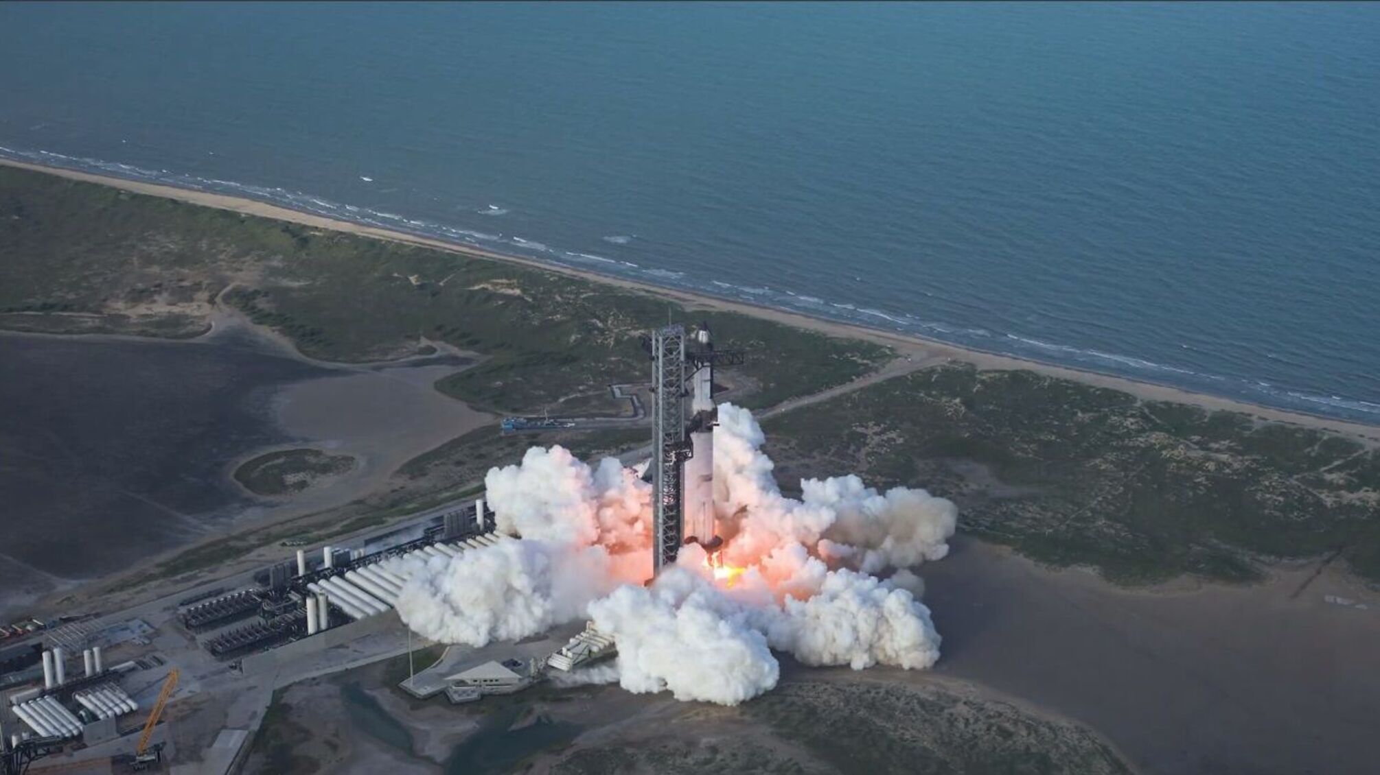 Ілон Маск: Starship готується до Марса, а NASA — до Місяця