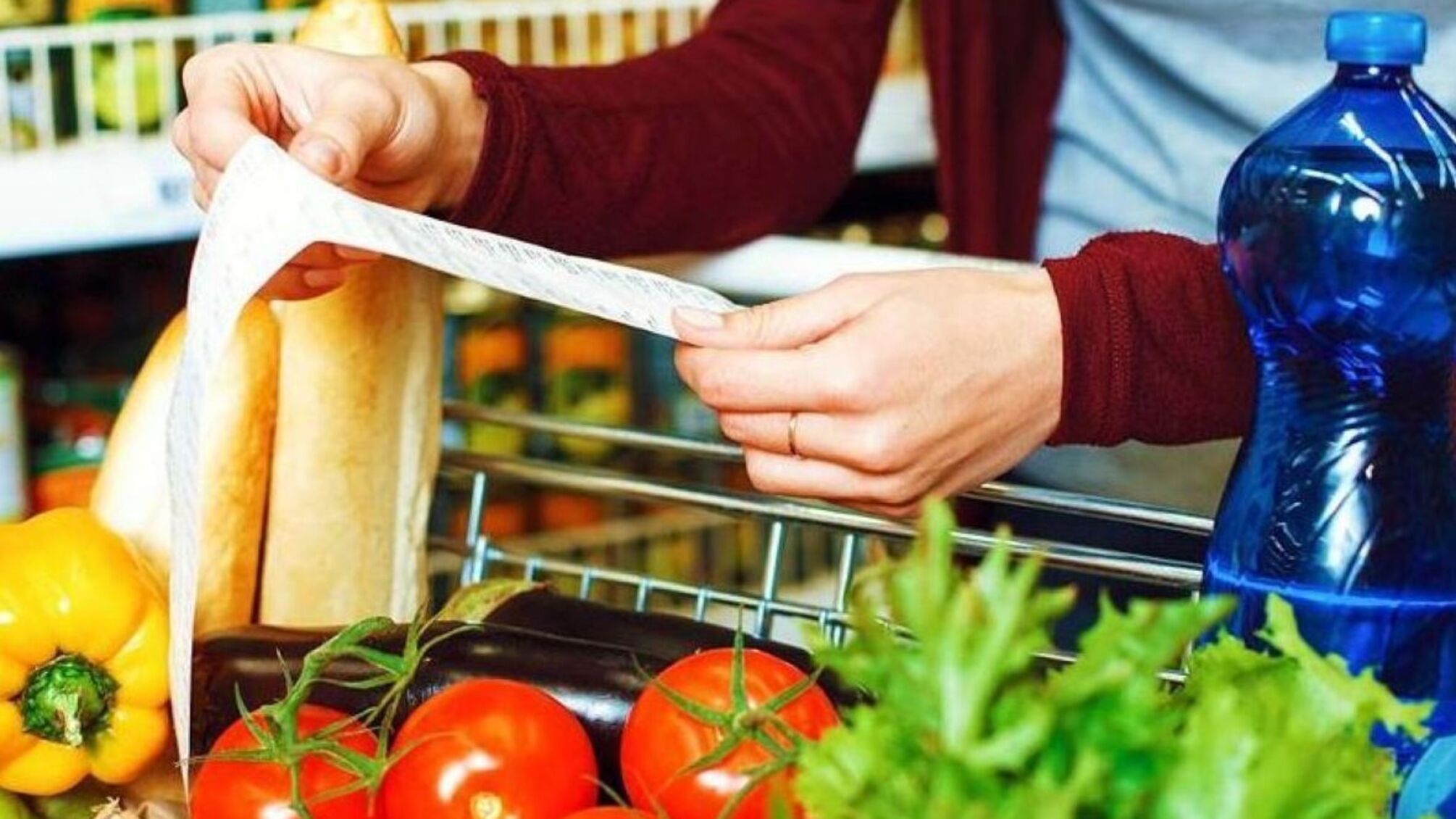 Продуктовий кошик у США та Україні