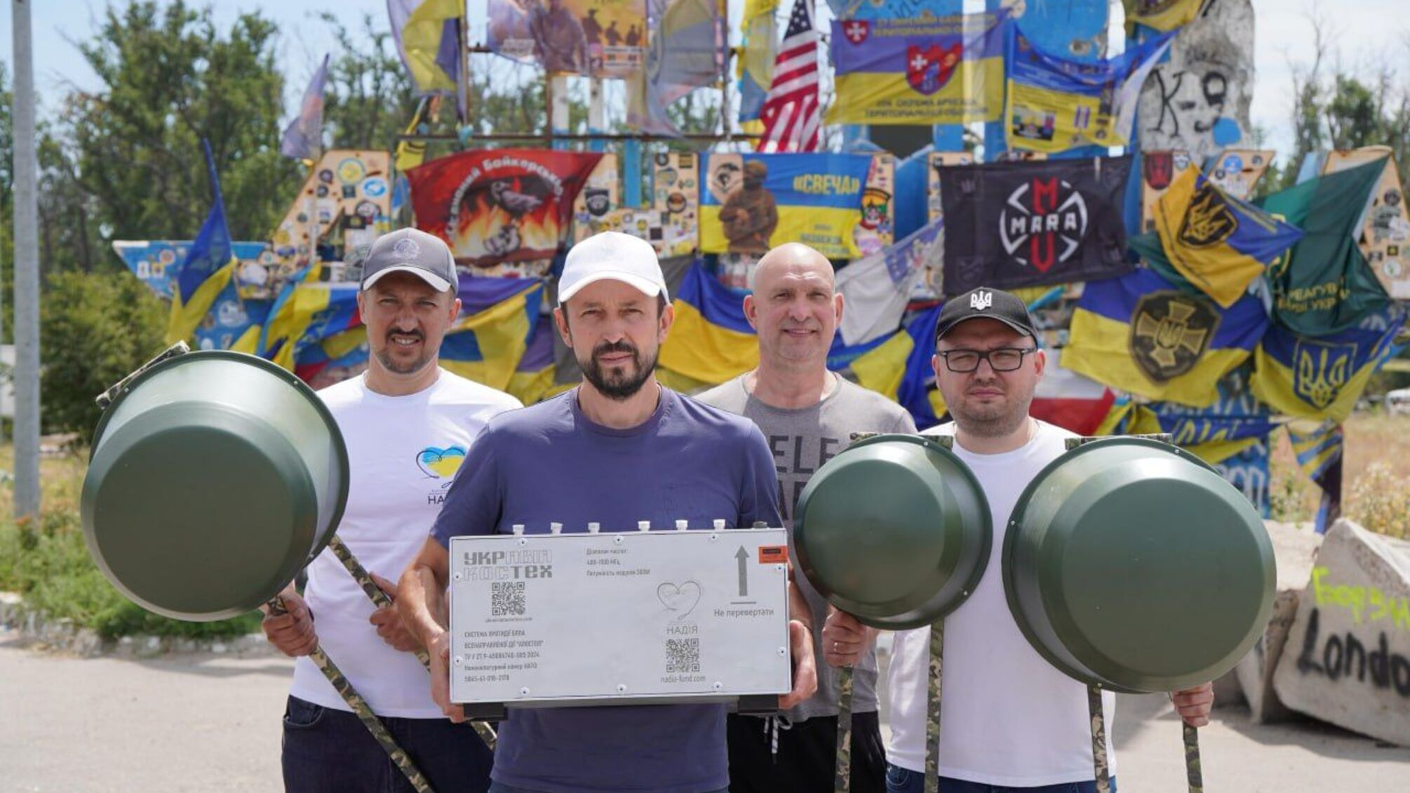 300-та місія на передову: БФ молодіжної ініціативи 'Надія', Валерій Дубіль та Віта Присяжнюк доставили допомогу захисникам на Донеччину та Харківщину