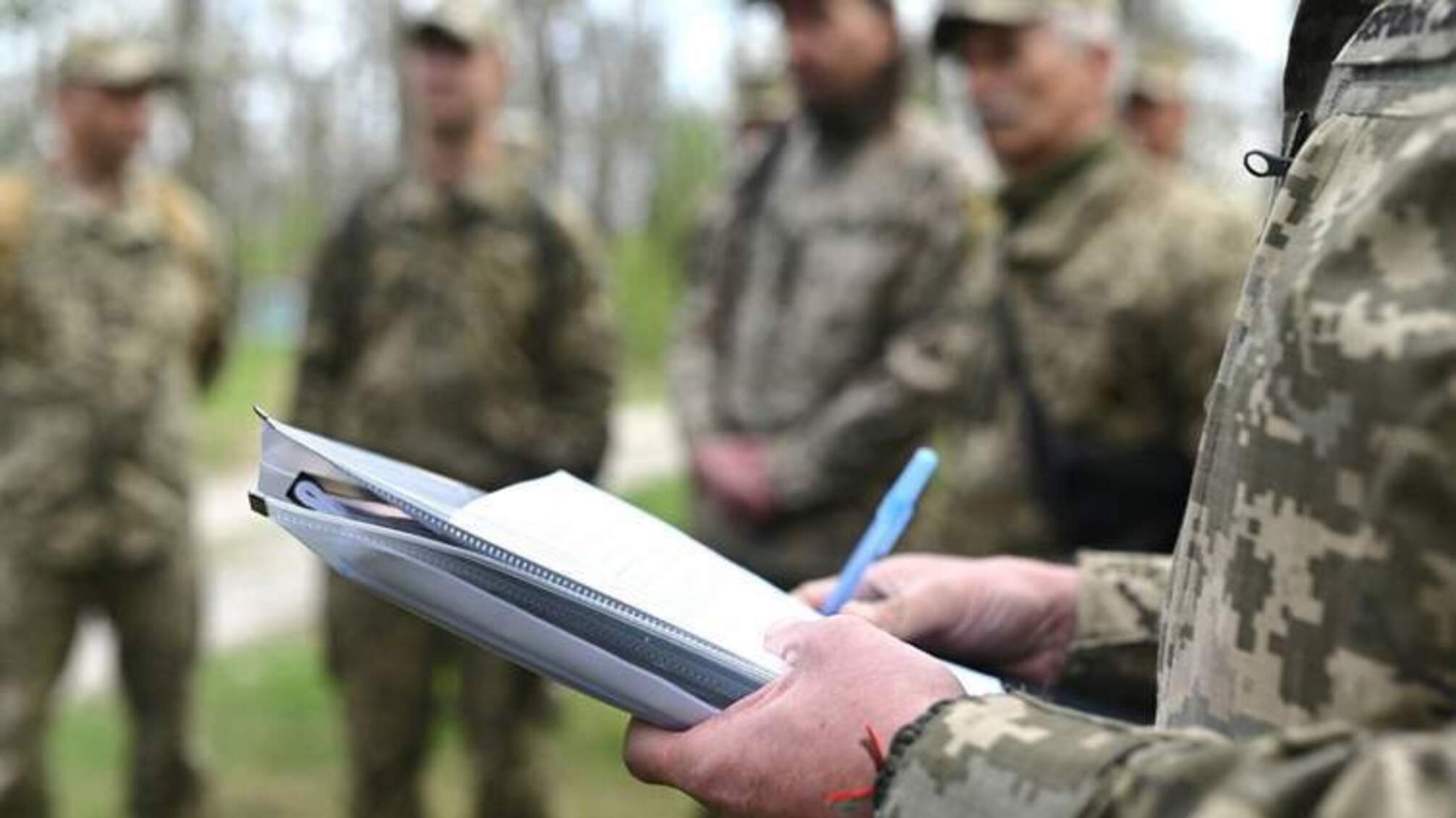 ТЦК вводит бодикамеры: как теперь будет проходить вручение повесток