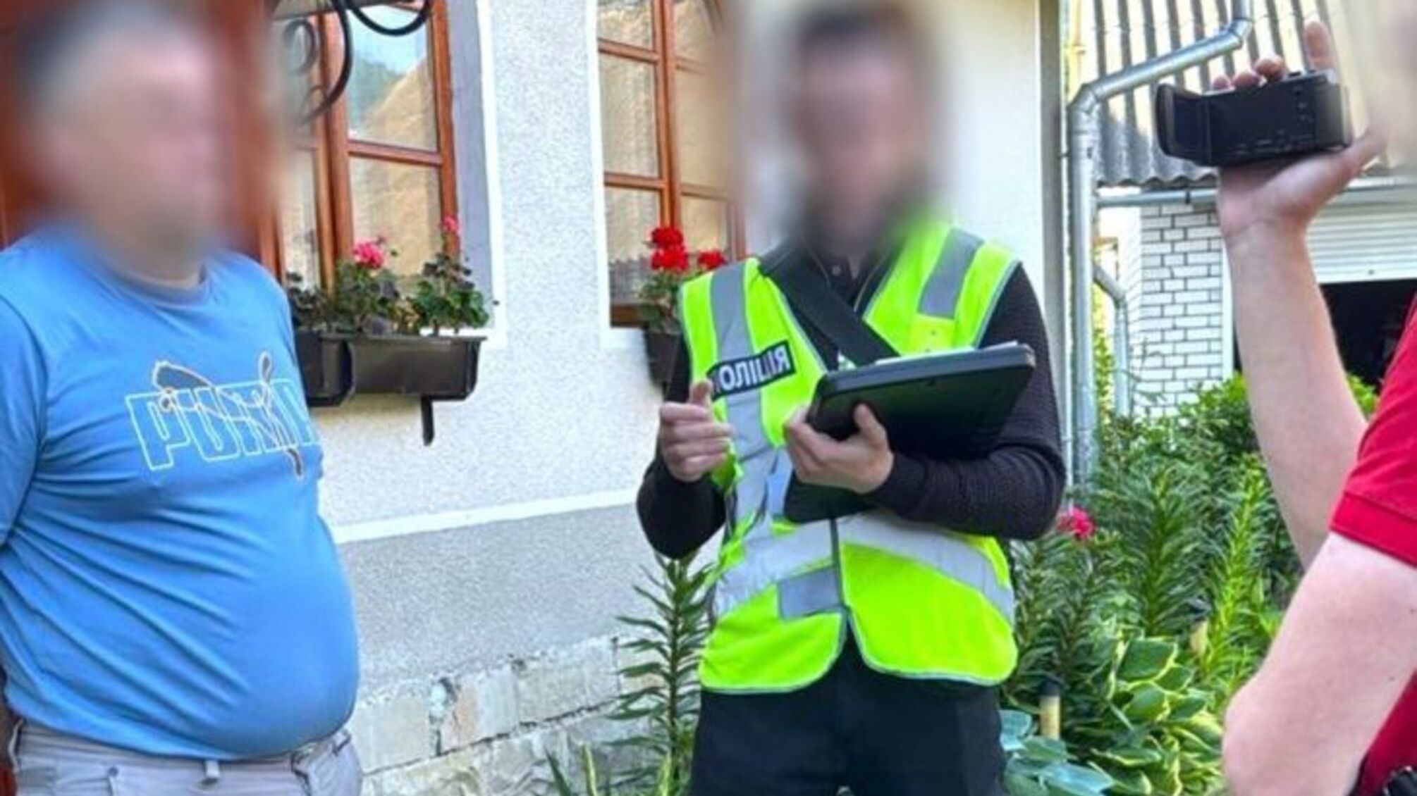 10 тысяч долларов за побег: как пенсионер из Ивано-Франковска переправлял мужчин за границу