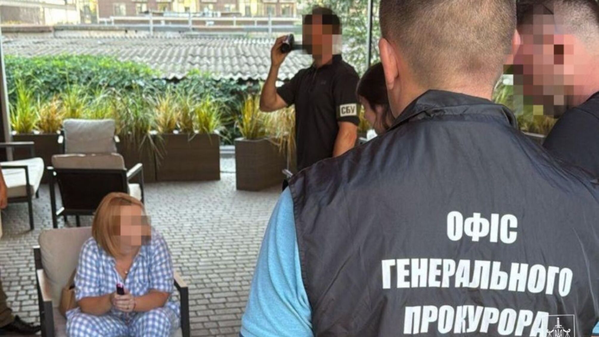 Обіцяла закрити очі за 270 тисяч: в Одесі спіймали митницю-хабарницю