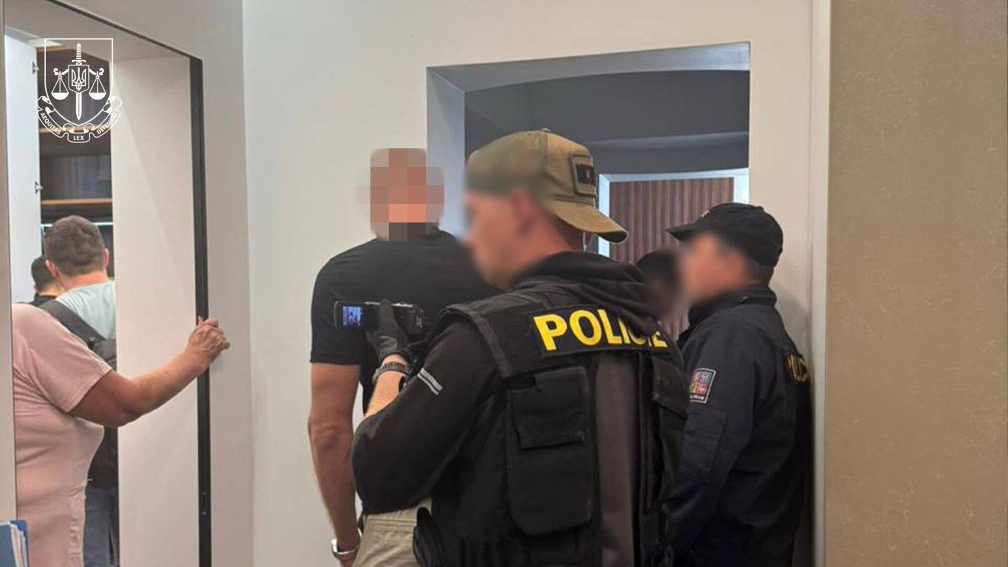 В Україні викрили шахрайський кол-центр, який ошукав європейців на понад 12 млн грн