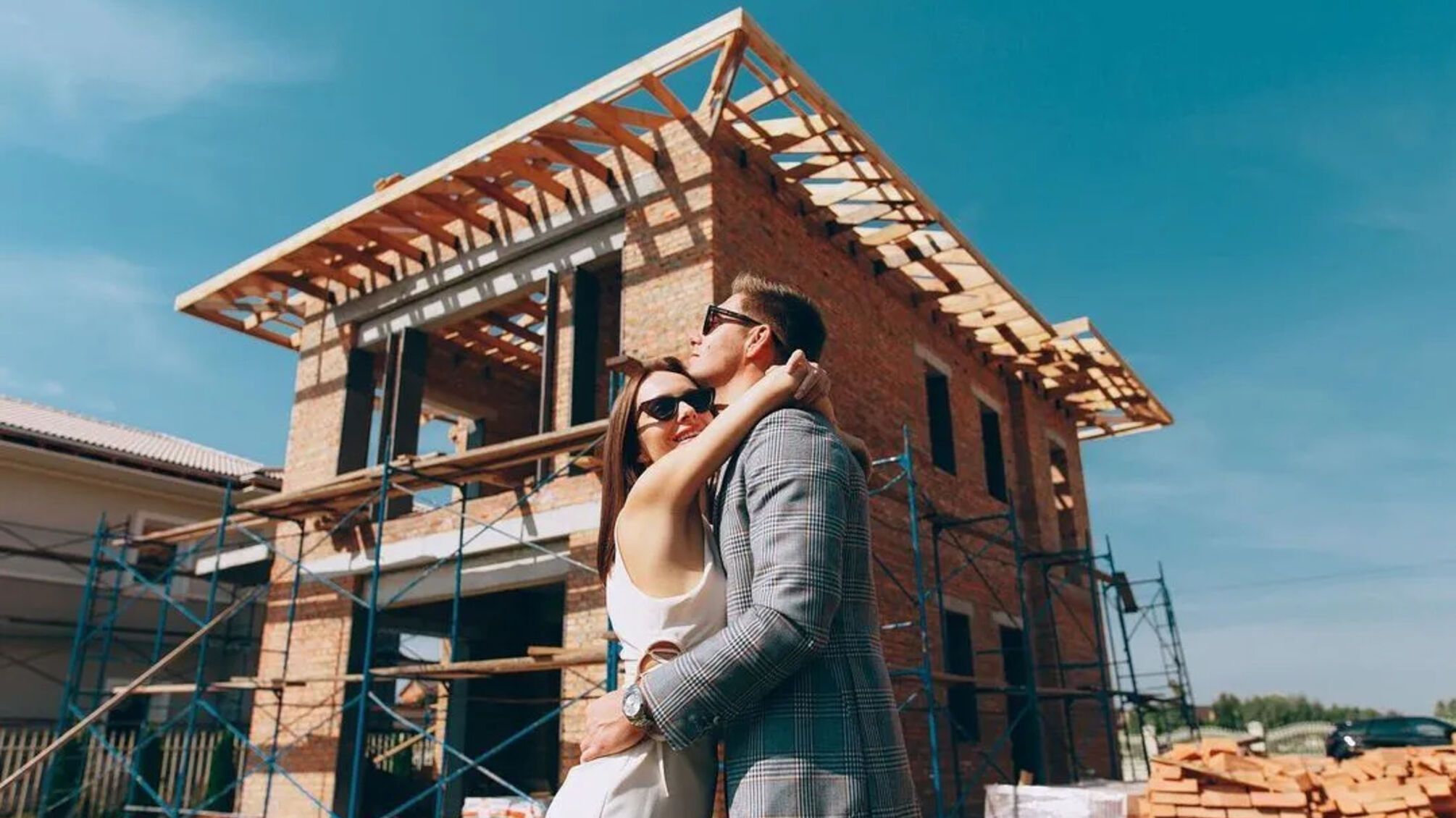 Бывшая жена Остапчука выставила на продажу их дом в элитном коттеджном городке под Киевом за 210 000$