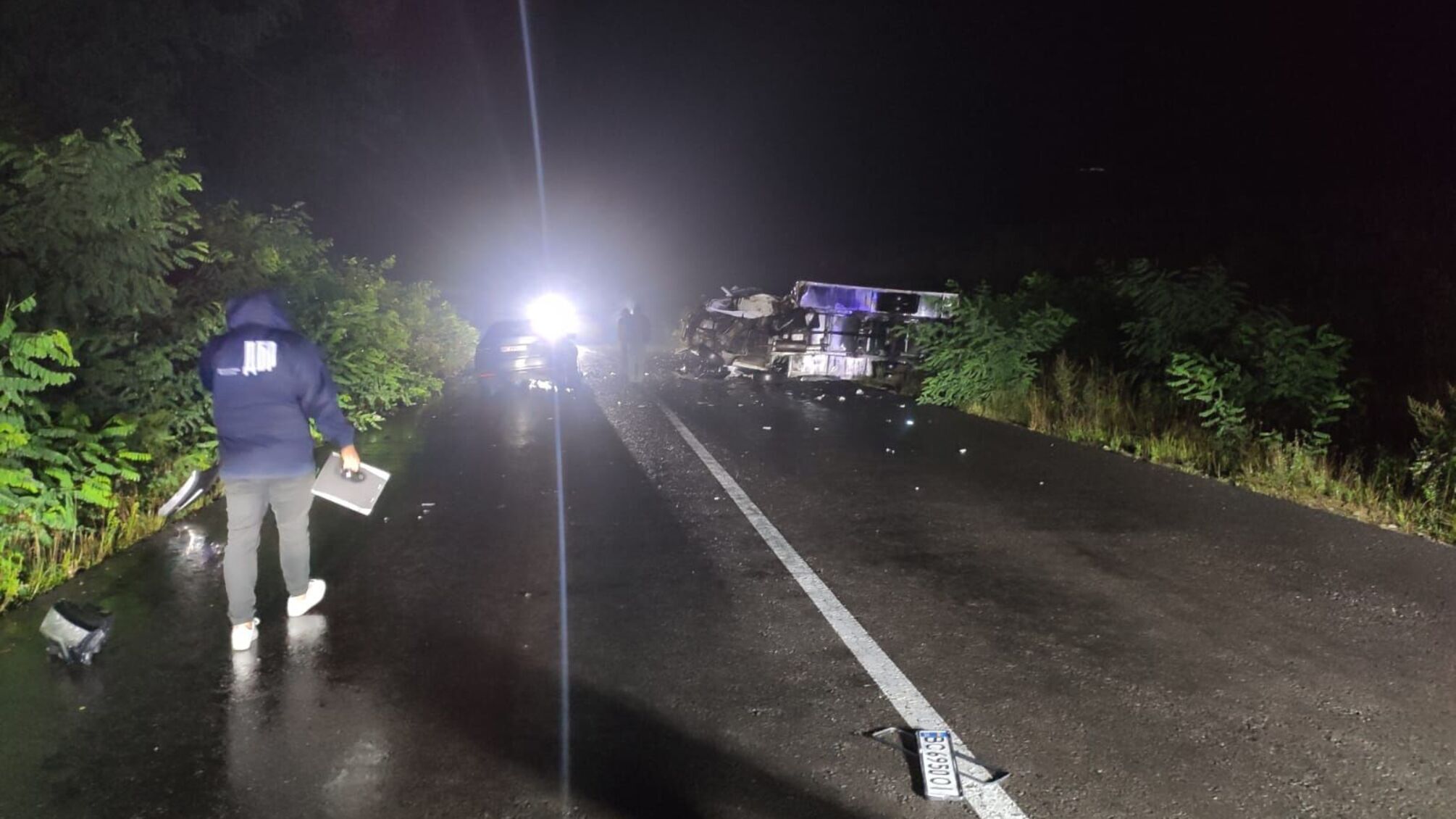 Детектив НАБУ протаранив вантажівку: ДБР зʼясовує обставини ДТП (оновлено)