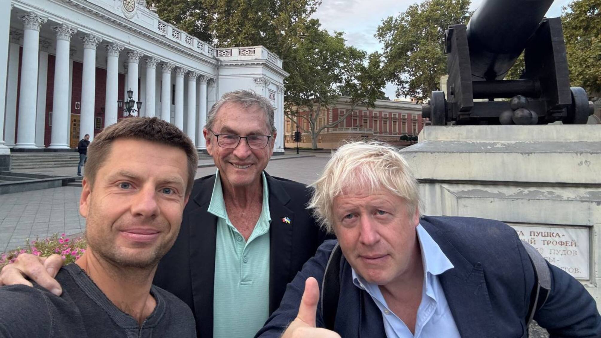 Борис Джонсон впервые посетил Одессу вместе с лордом Эшкрофтом