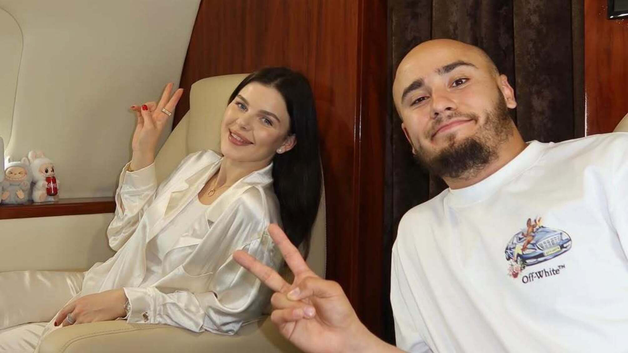 Розкішне весілля Денчика Лисого: подарунки на сотні тисяч та виступи Сердючки і Балана