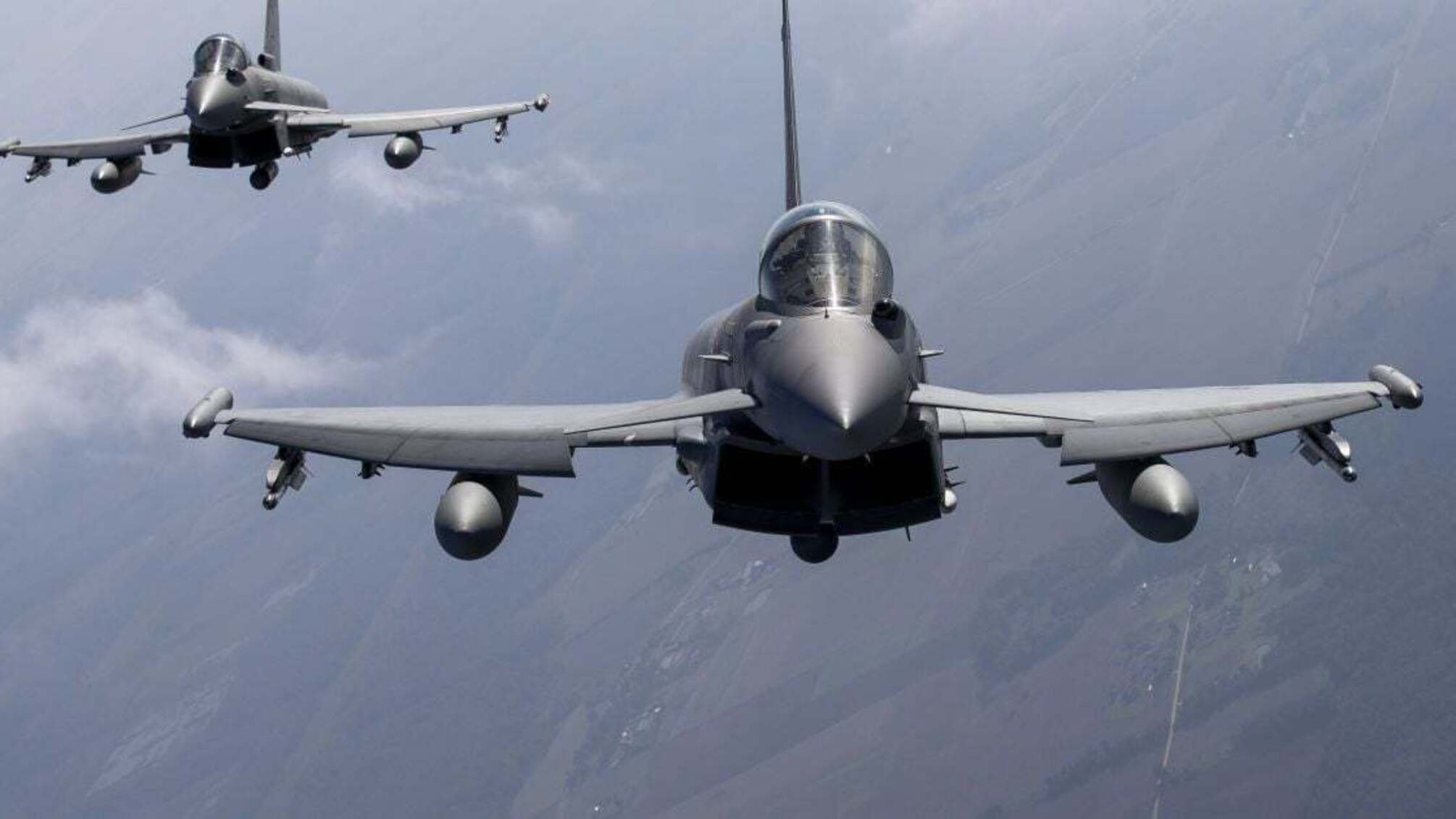 Польша призывает Запад к совместному закрытию неба над Украиной