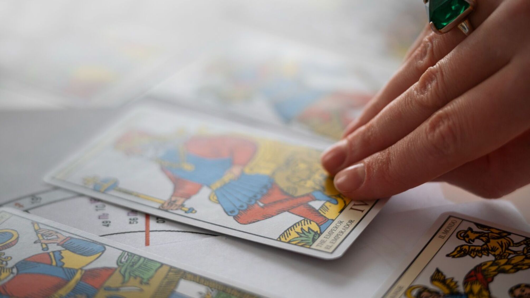 Дорога, вибір і внутрішній голос: що передбачають карти на 18 вересня