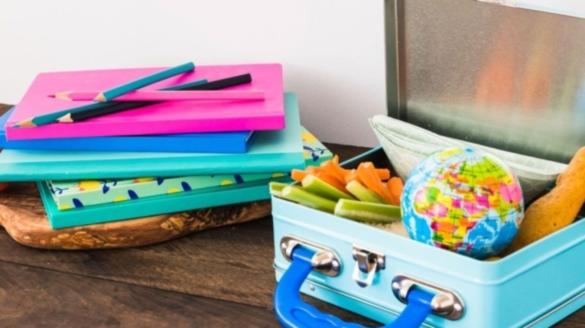 Правительство расширяет 'Пакет школьника': деньги можно потратить на книги