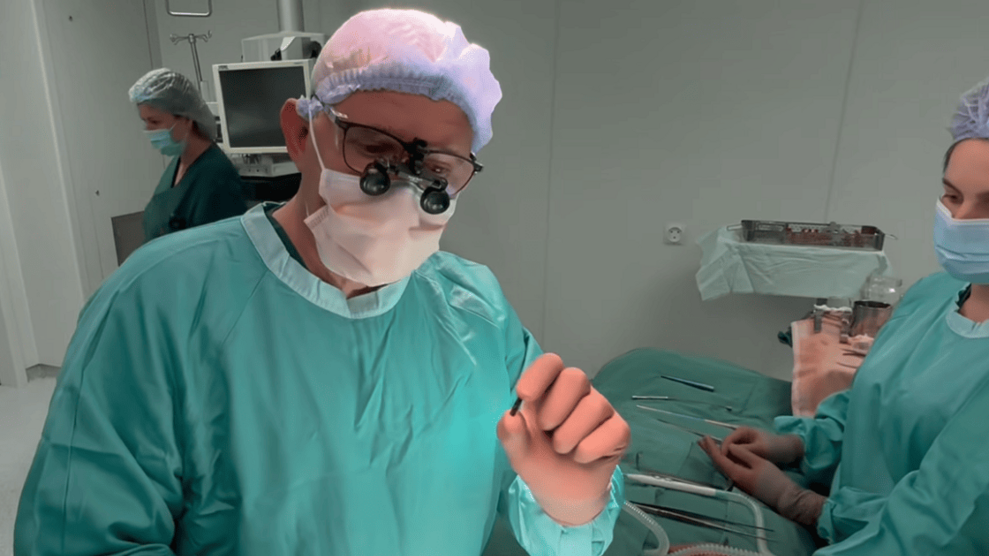 Защитник 'Азовстали' провел в плену три года с пулей в сердце – его прооперировали в Киеве