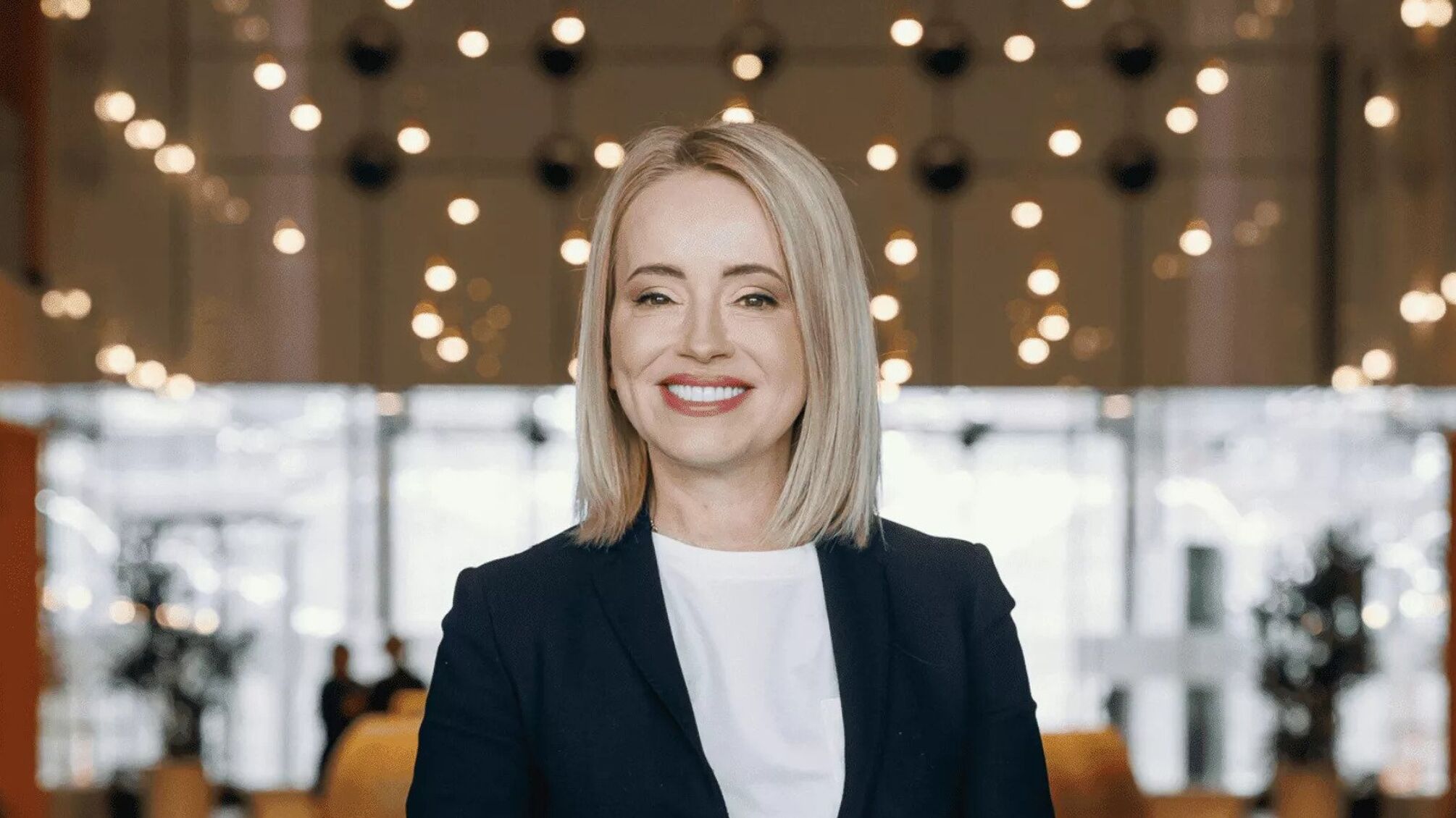 Сельская идиллия: в каких роскошных 'хоромах' поселилась Оксана Гутцайт