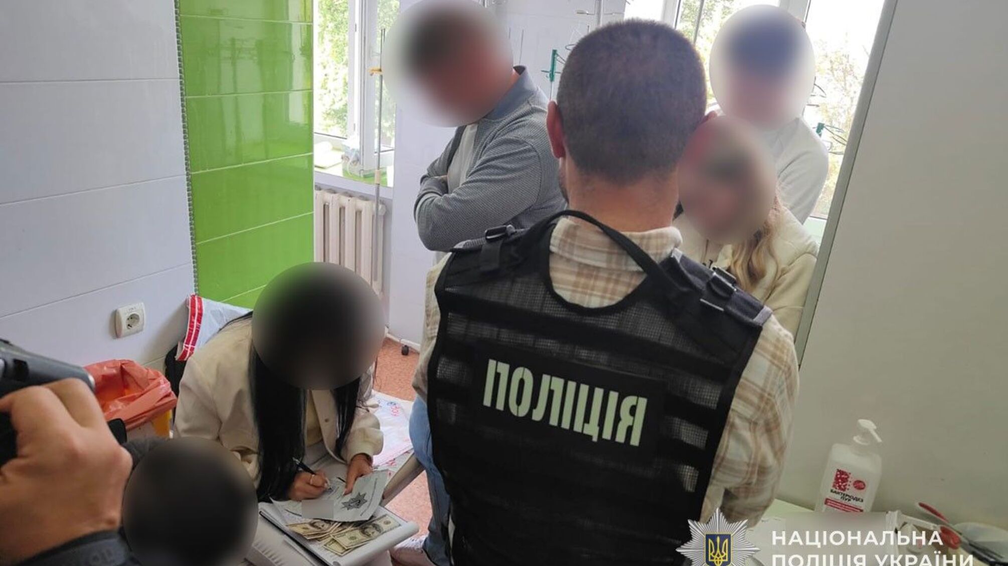 В Тернопольской области разоблачили председателя ВЛК районного ТЦК на взятке: что известно