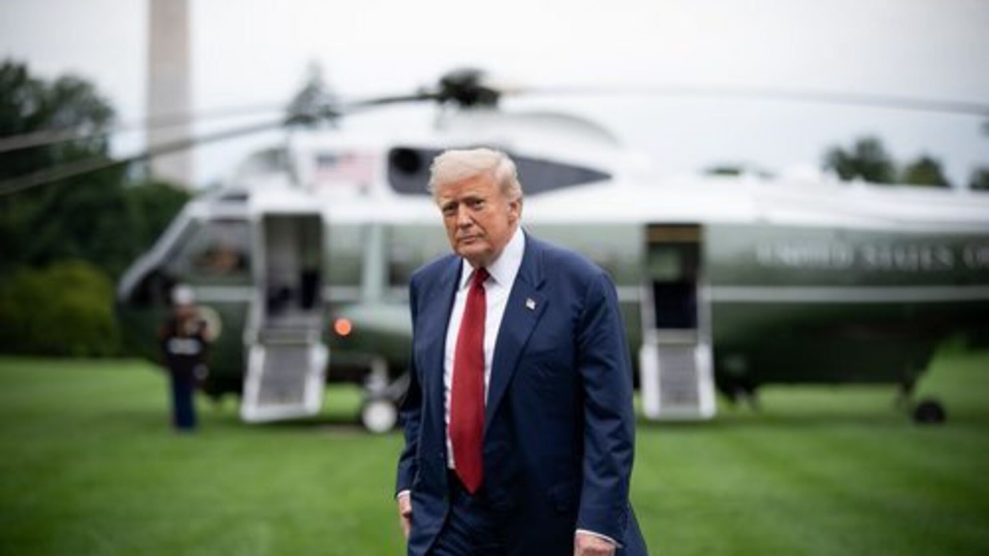 Президентський вертоліт у США потрапив під атаку лазером