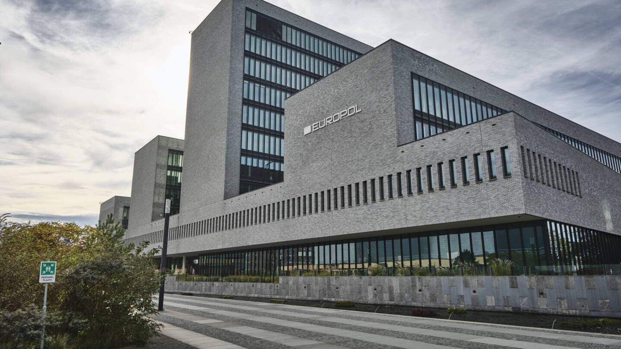 Двое 17-летних подростков под следствием за сбор данных для пророссийского хакера