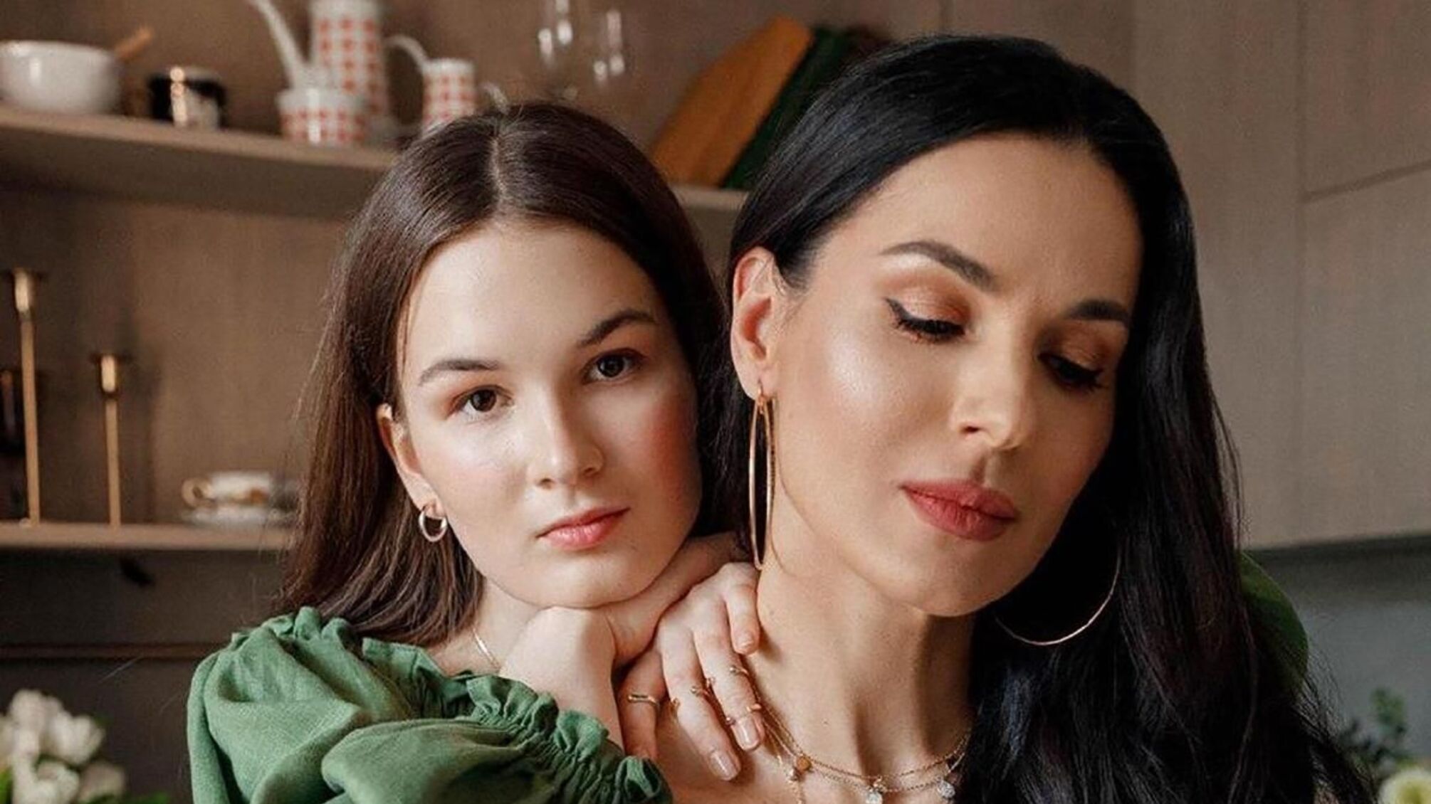 Єфросиніна зізналася, як важко пережила переїзд доньки в Канаду