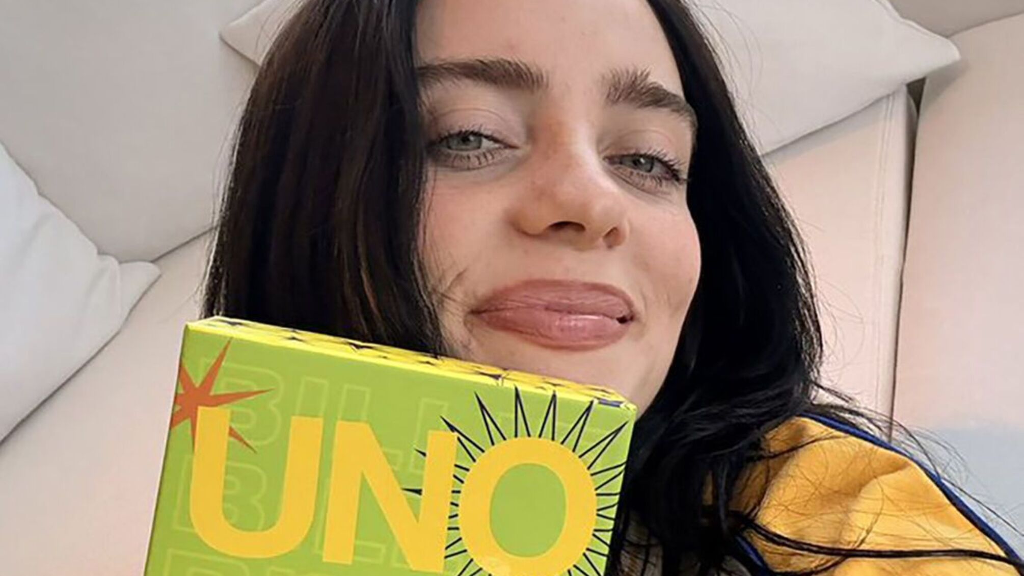 Біллі Айліш випустила власну колекційну версію гри UNO