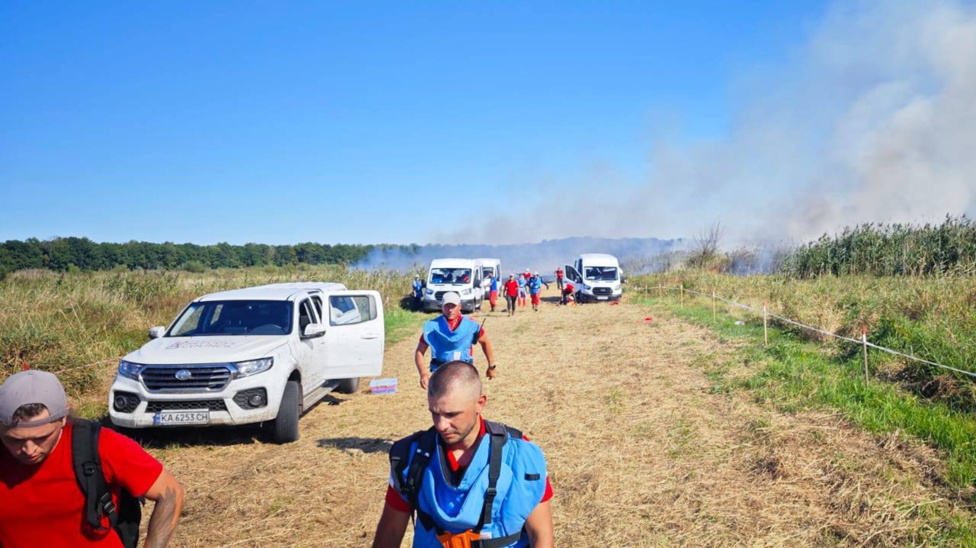 Чернігівщина й Сумщина під ударами: ворог атакував гуманітарну місію та енергетику