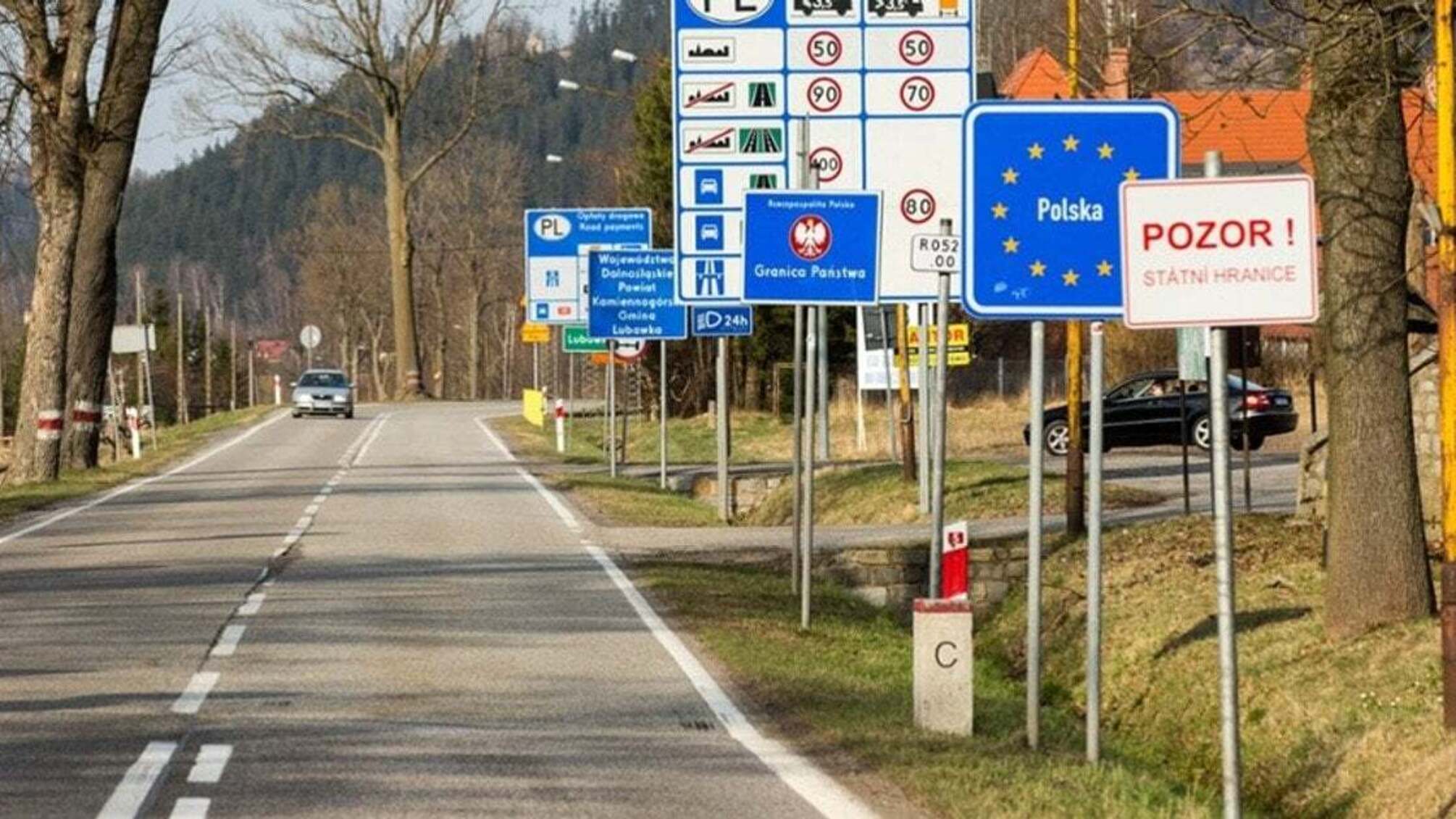 Могут ли мужчины до 22 лет вернуться в Украину после незаконного выезда: позиция юристов