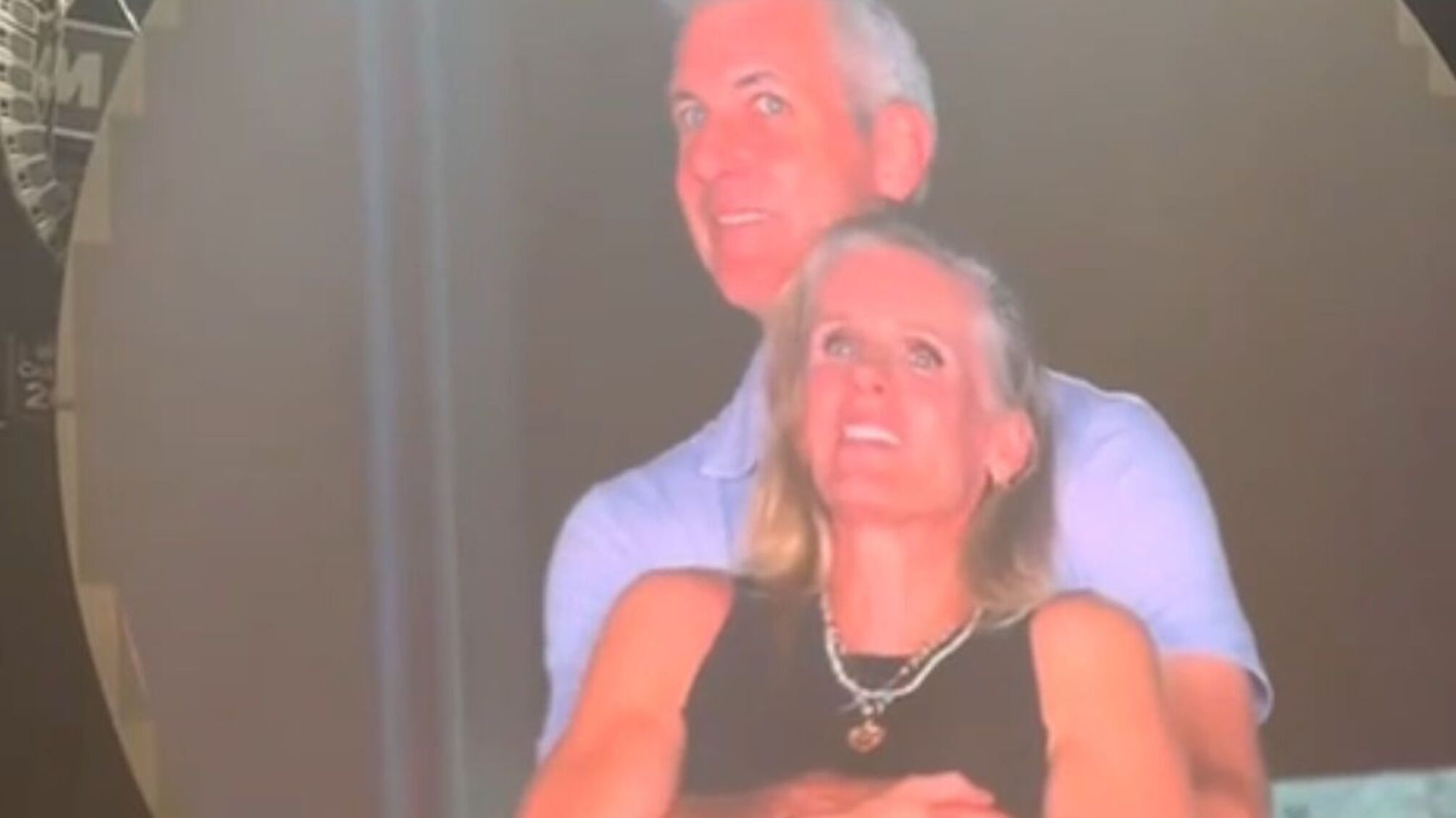 Кристин Кебот подала на развод с мужем после скандала с изменой на концерте Coldplay