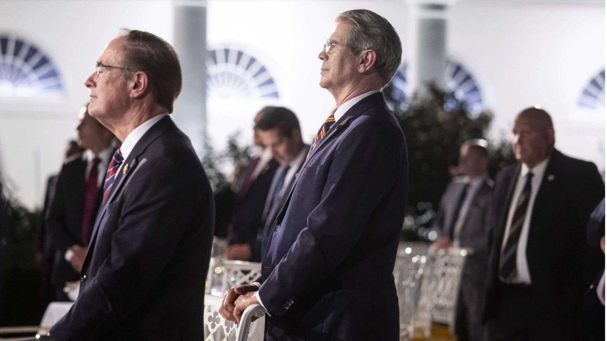 Скандал на ужине Трампа: глава Минфина США пригрозил избить высокопоставленного чиновника, – Politico