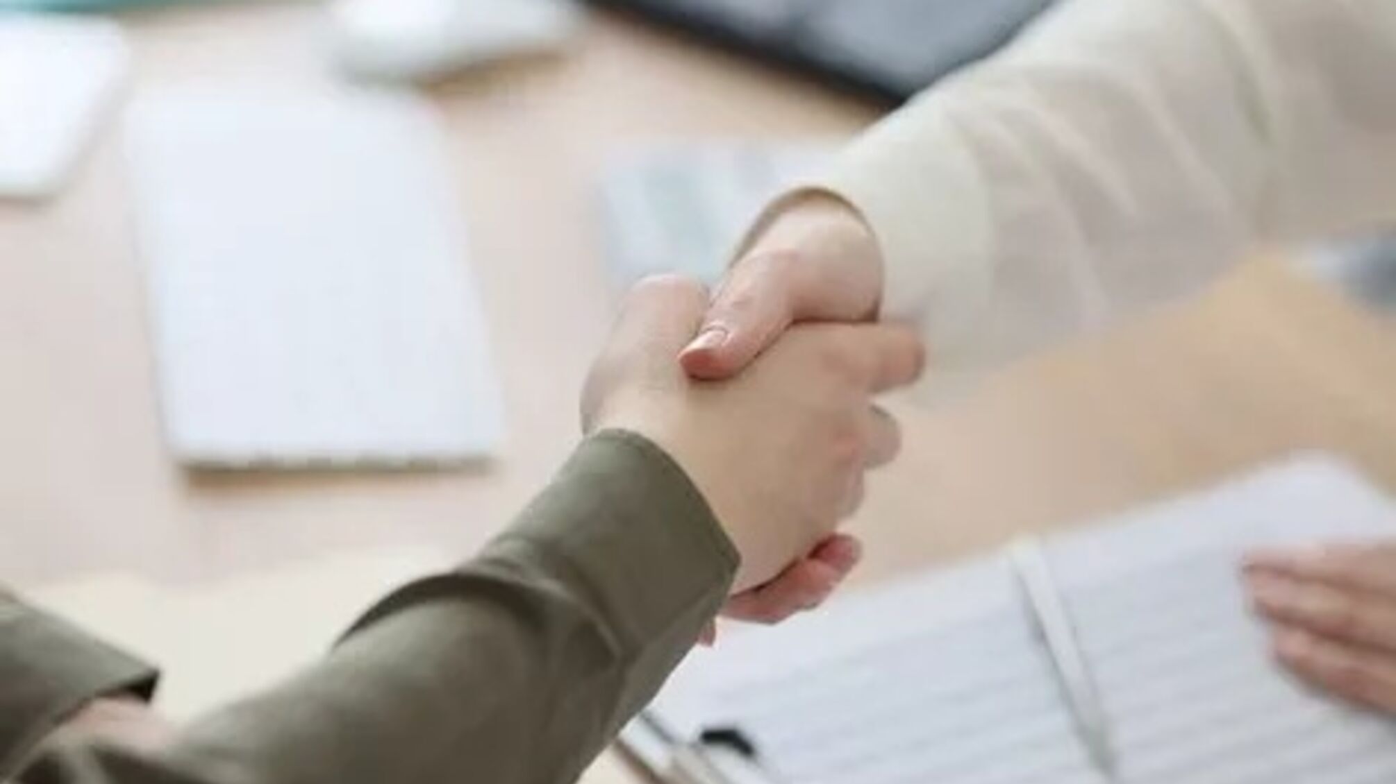 Польща планує змінити правила працевлаштування українців: бізнес попереджає про ризики для ринку праці