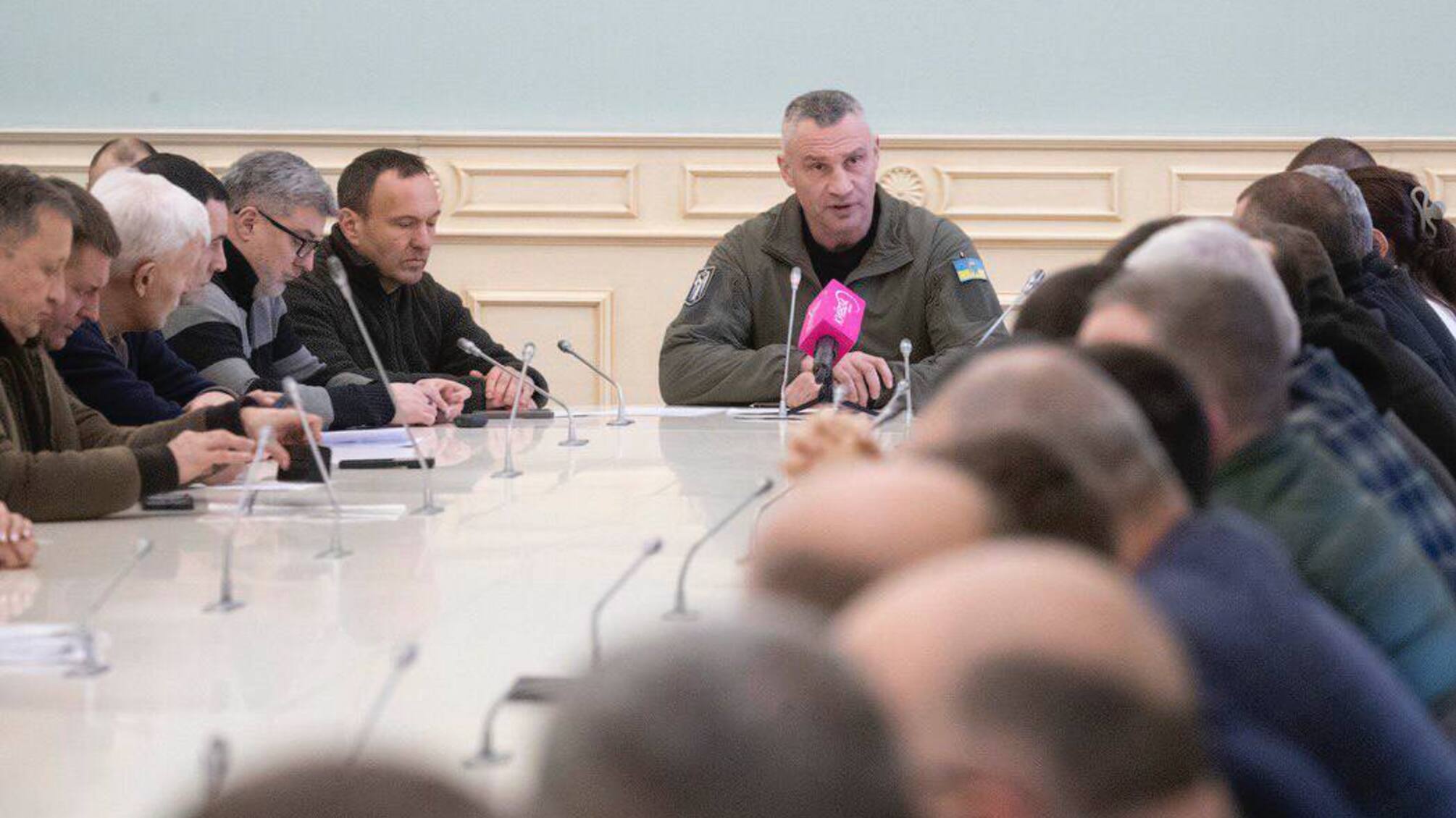 Кличко взялся за последствия российских атак и морозов после упреков Зеленского