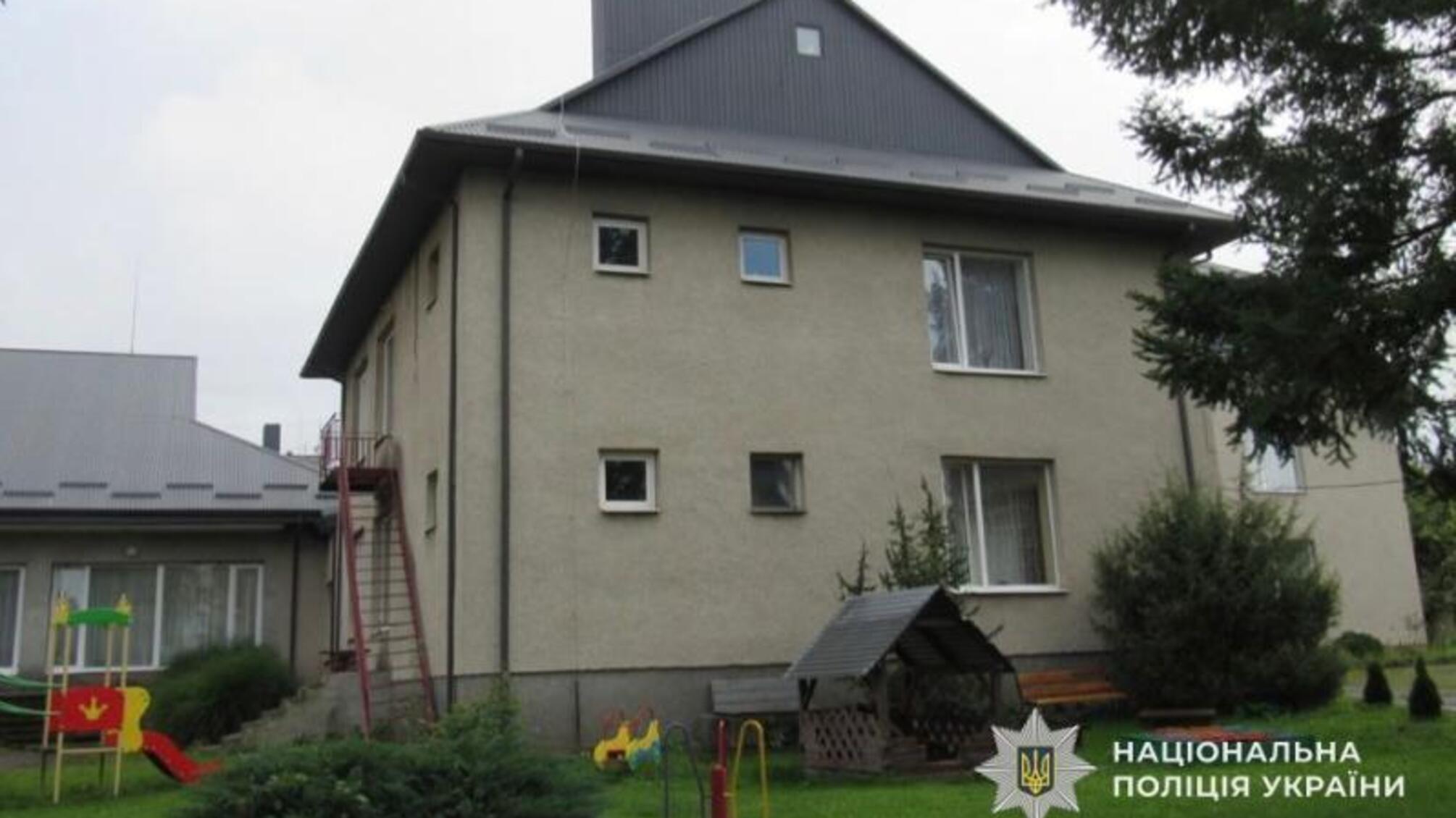 Почти полтора миллиона убытков: полиция разоблачила аферу с ремонтом дошкольного учреждения в Закарпатье