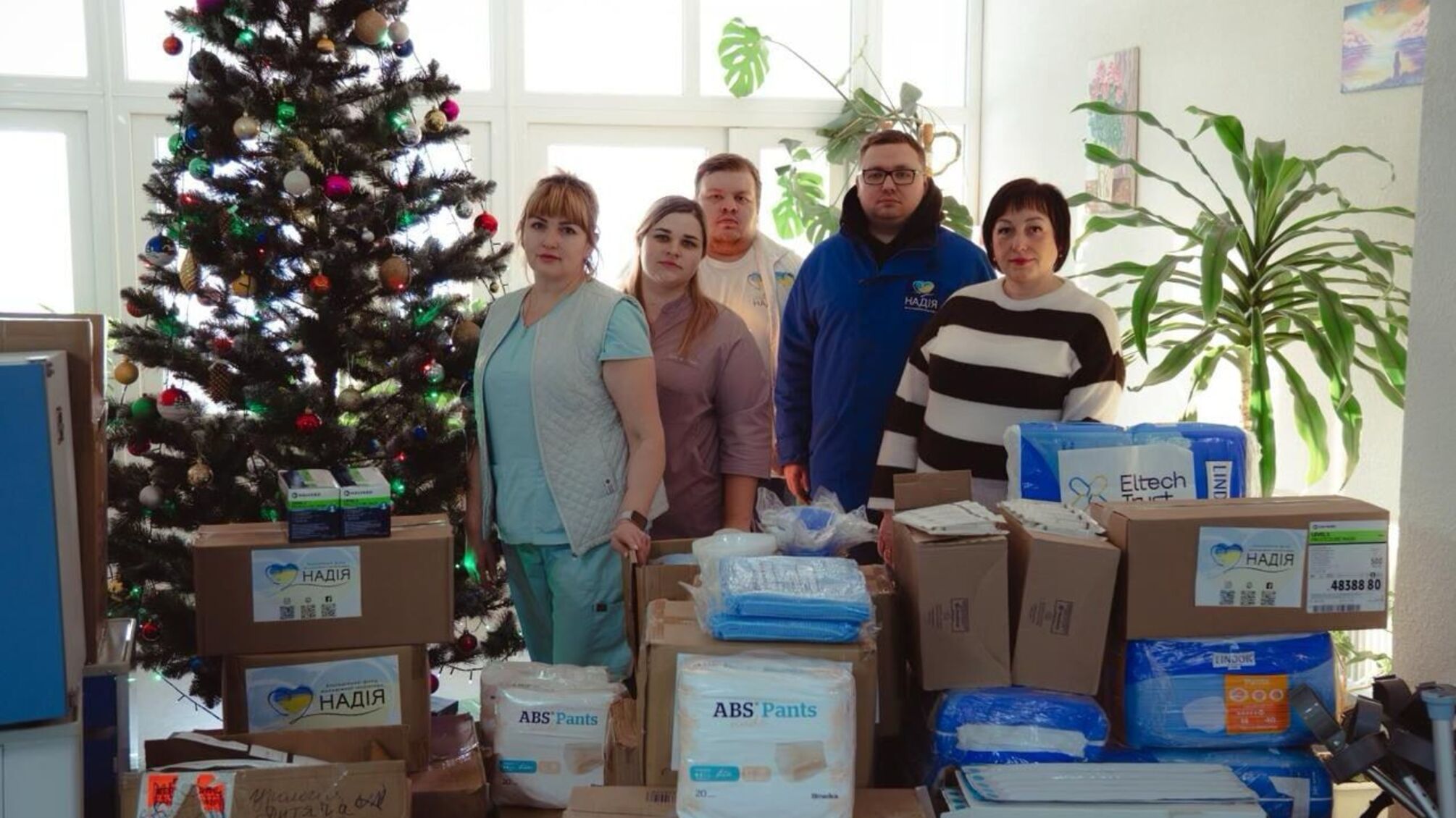 Фонд 'Надія' и Валерий Дубиль передали оборудование больницам Житомирской области