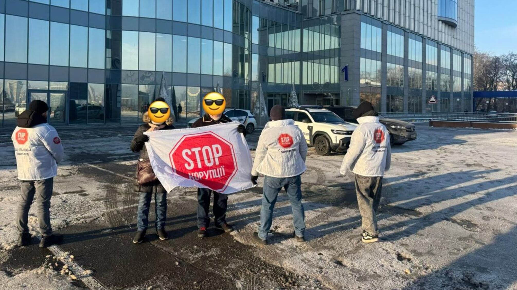 Аферисти на Солом’янці: у великому БЦ викрили кол-центр, що ошукував громадян Німеччини