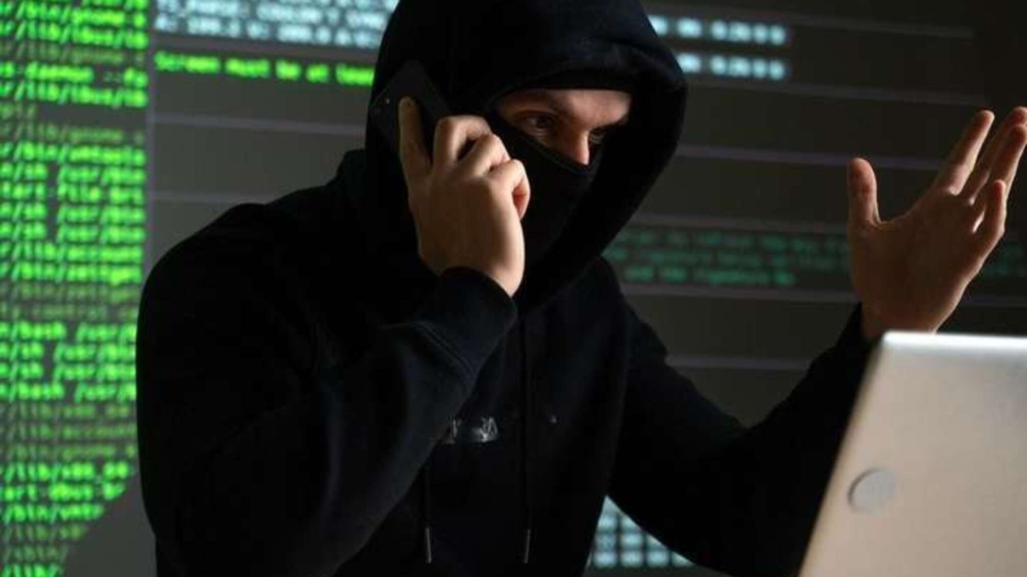 Во Львове будут судить 20-летнего днепрянина за воровство почти 400 тыс. грн через онлайн-банкинг