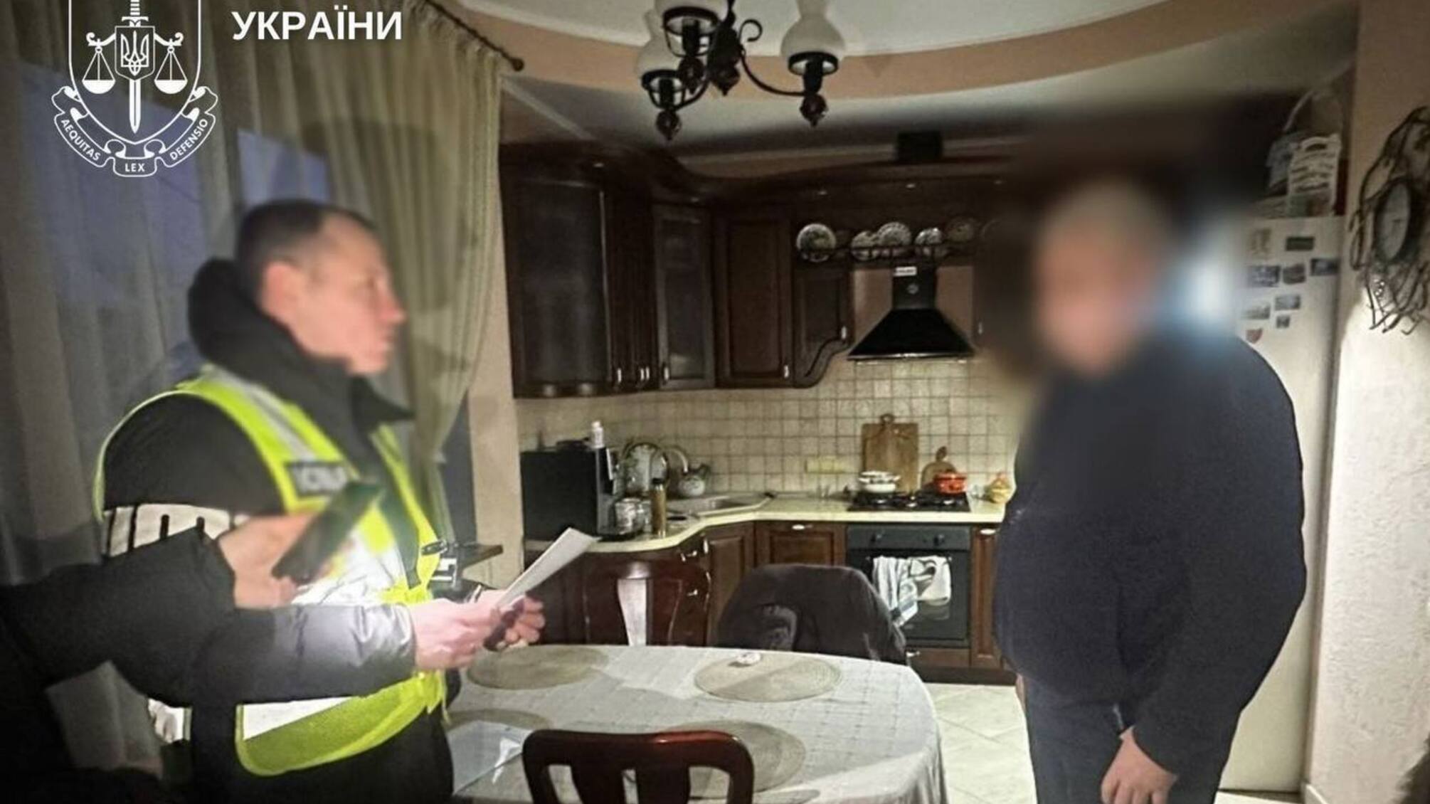 Слідчі дії в Департаменті фінансів КМДА: директору вручили підозру через випуск облігацій 2020 року