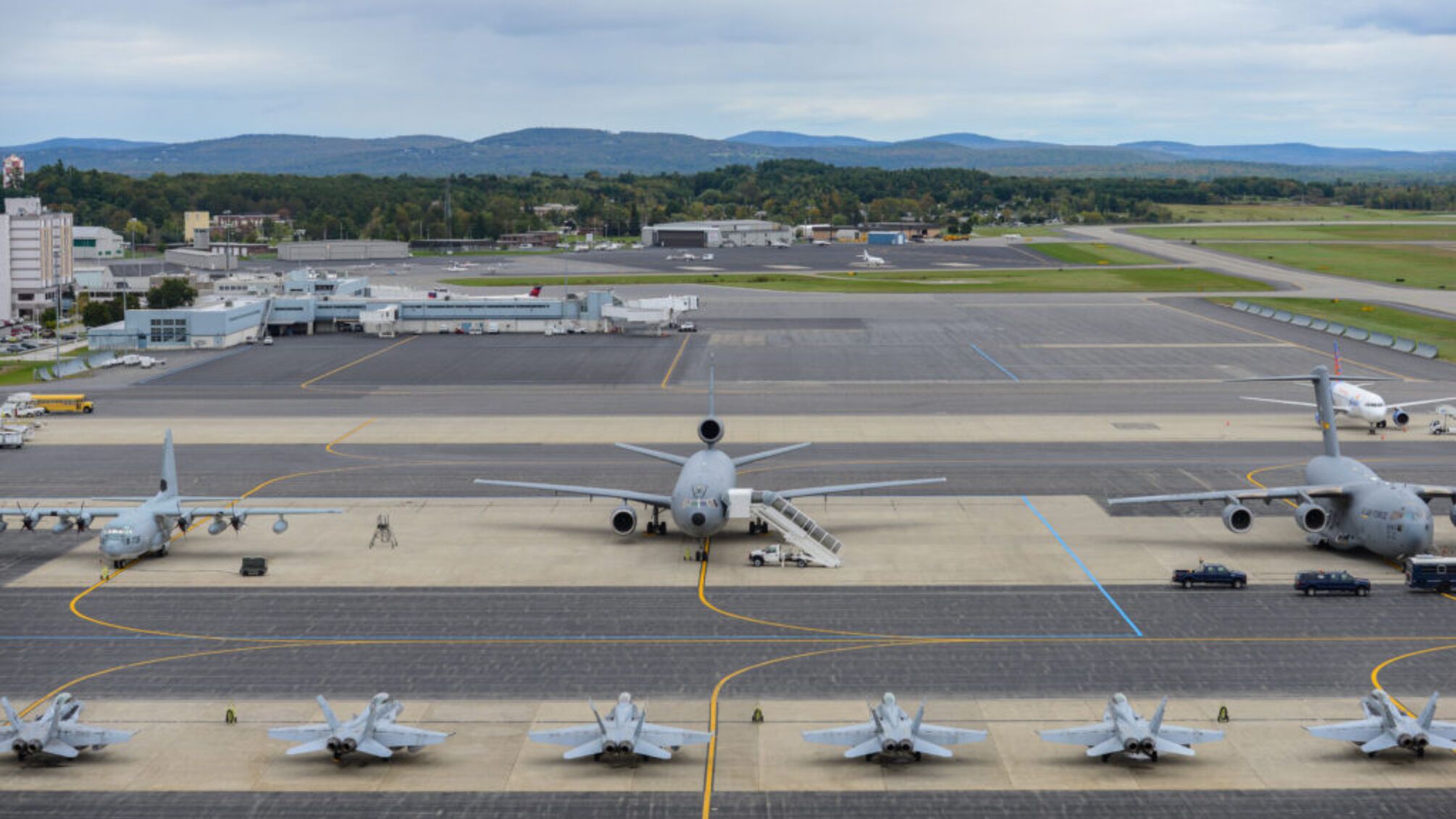 Літак із 8 пасажирами розбився в США через сніжний шторм у штаті Мен