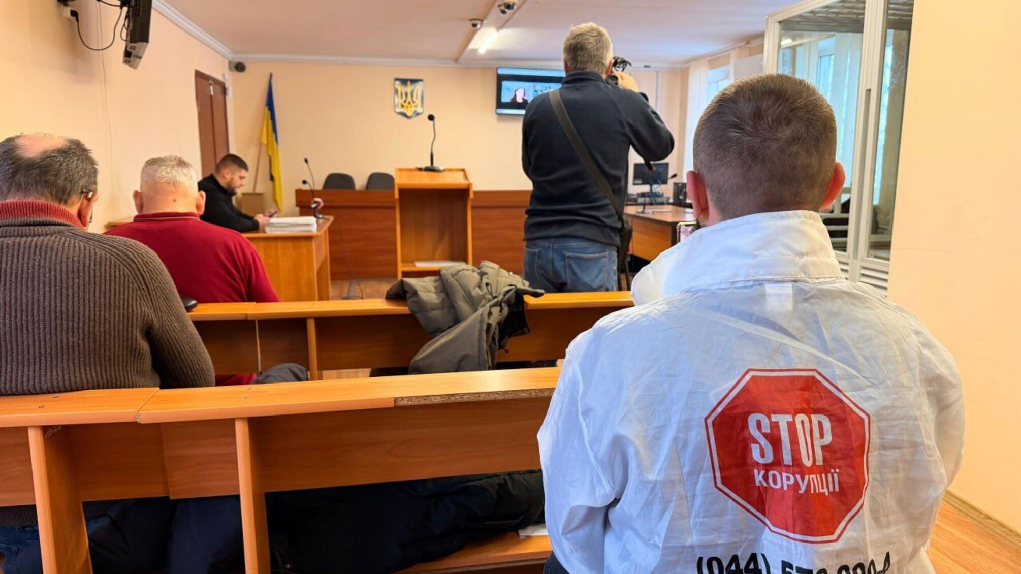 Лікарняний, відмова від адвоката і 'нові версії' захисту: що відбувається у справі мера Нетішина Супрунюка
