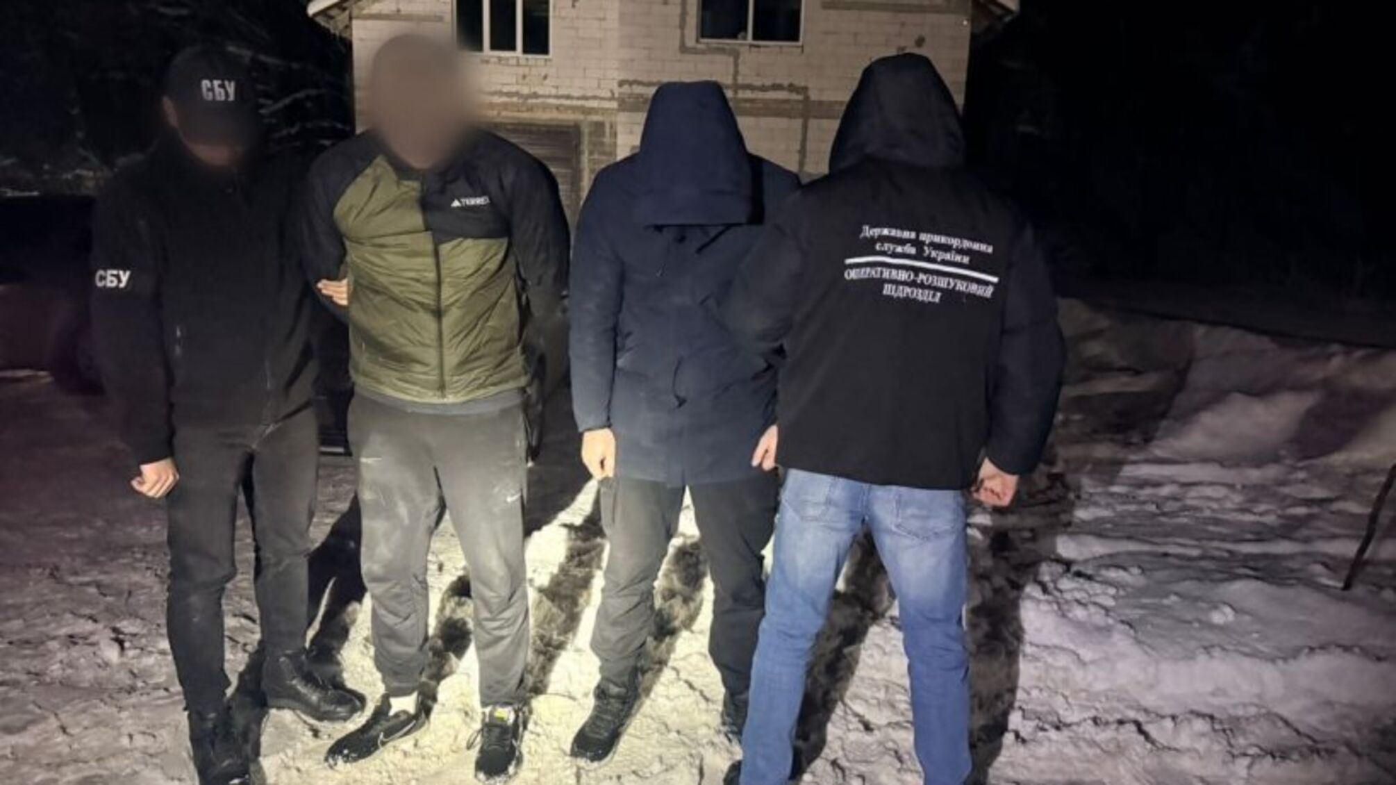 На Закарпатті викрили схему незаконного виїзду за кордон: переправлення через Тису оцінили у $10 тисяч